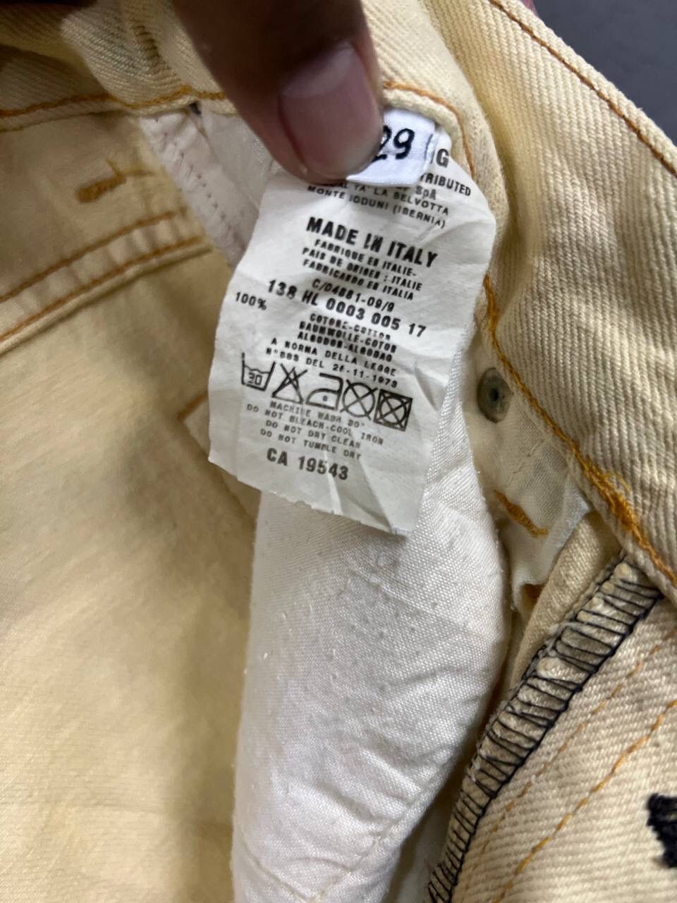 Helmut Lang 🔥ACCEPT OFFER🔥VINTAGE HELMUT LANG PAINTER JEANS SIZE 29 Size US 29 - 16 Thumbnail