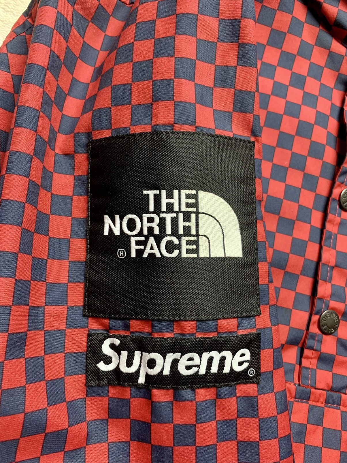 Supreme × The North Face 2011 The North Face x Supreme CHECKERED Pullover Jacket Red Size US L / EU 52-54 / 3 - 9 Thumbnail