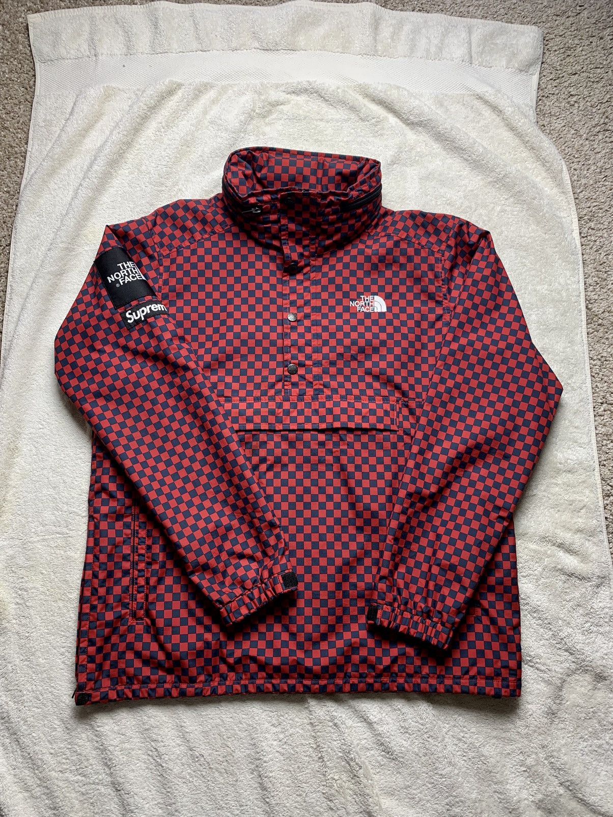 Supreme × The North Face 2011 The North Face x Supreme CHECKERED Pullover Jacket Red Size US L / EU 52-54 / 3 - 3 Thumbnail