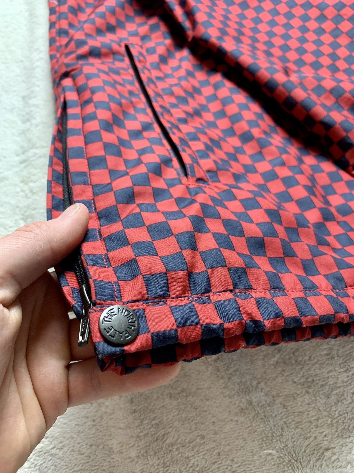 Supreme × The North Face 2011 The North Face x Supreme CHECKERED Pullover Jacket Red Size US L / EU 52-54 / 3 - 12 Thumbnail