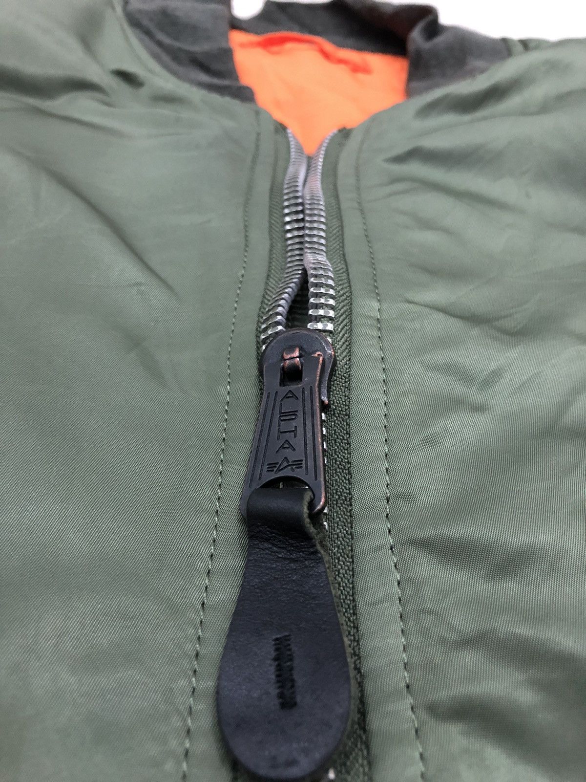 Alpha Industries Alpha Industries Bomber Jacket Thunderbird Reversable Size US XL / EU 56 / 4 - 12 Thumbnail