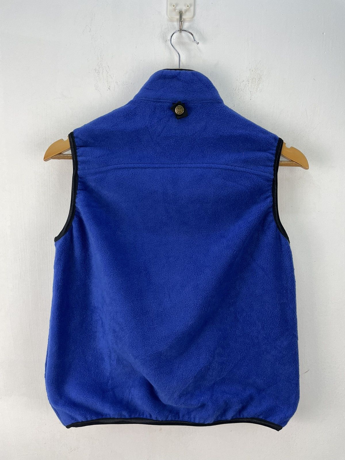 Champion × Vintage Vintage 90s Champion Fleece Jacket jacket Vest size S Size US S / EU 44-46 / 1 - 7 Thumbnail