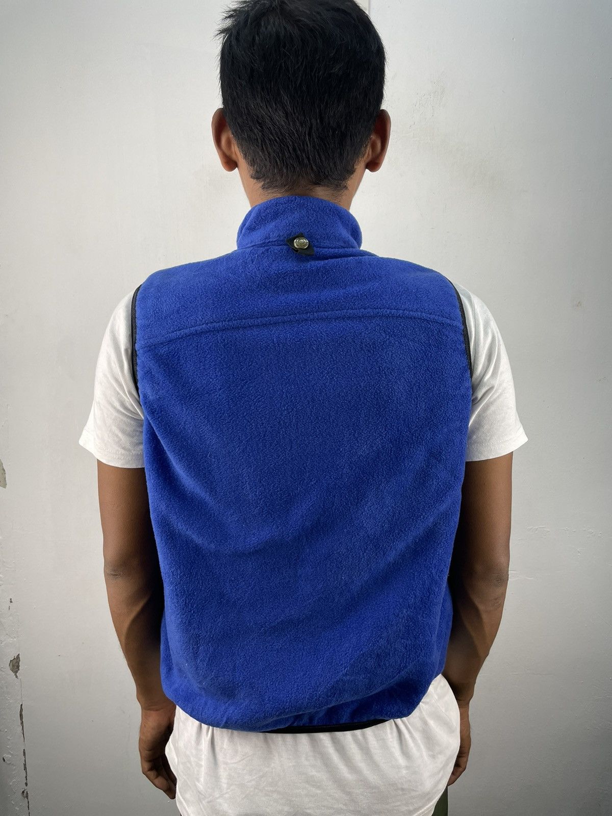 Champion × Vintage Vintage 90s Champion Fleece Jacket jacket Vest size S Size US S / EU 44-46 / 1 - 3 Thumbnail
