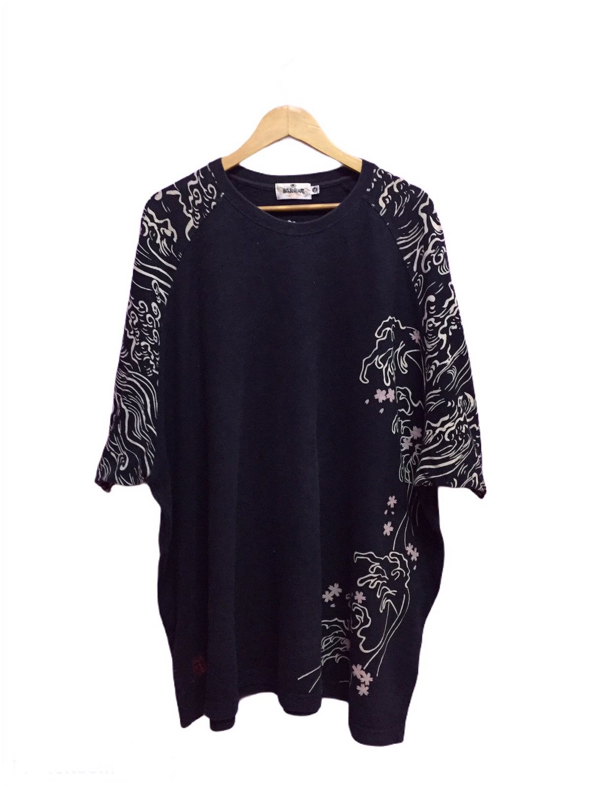 Japanese Brand Karakuri Tamashii Fish Koi Sukajan T-Shirts Size 5L Size US L / EU 52-54 / 3 - 1 Thumbnail