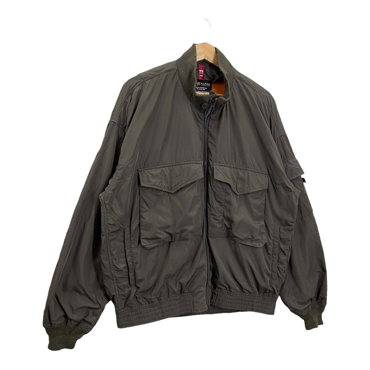 Alpha Industries × Vintage Vintage Alpha Industries Flight Jacket Size L Size US L / EU 52-54 / 3 - 2 Thumbnail