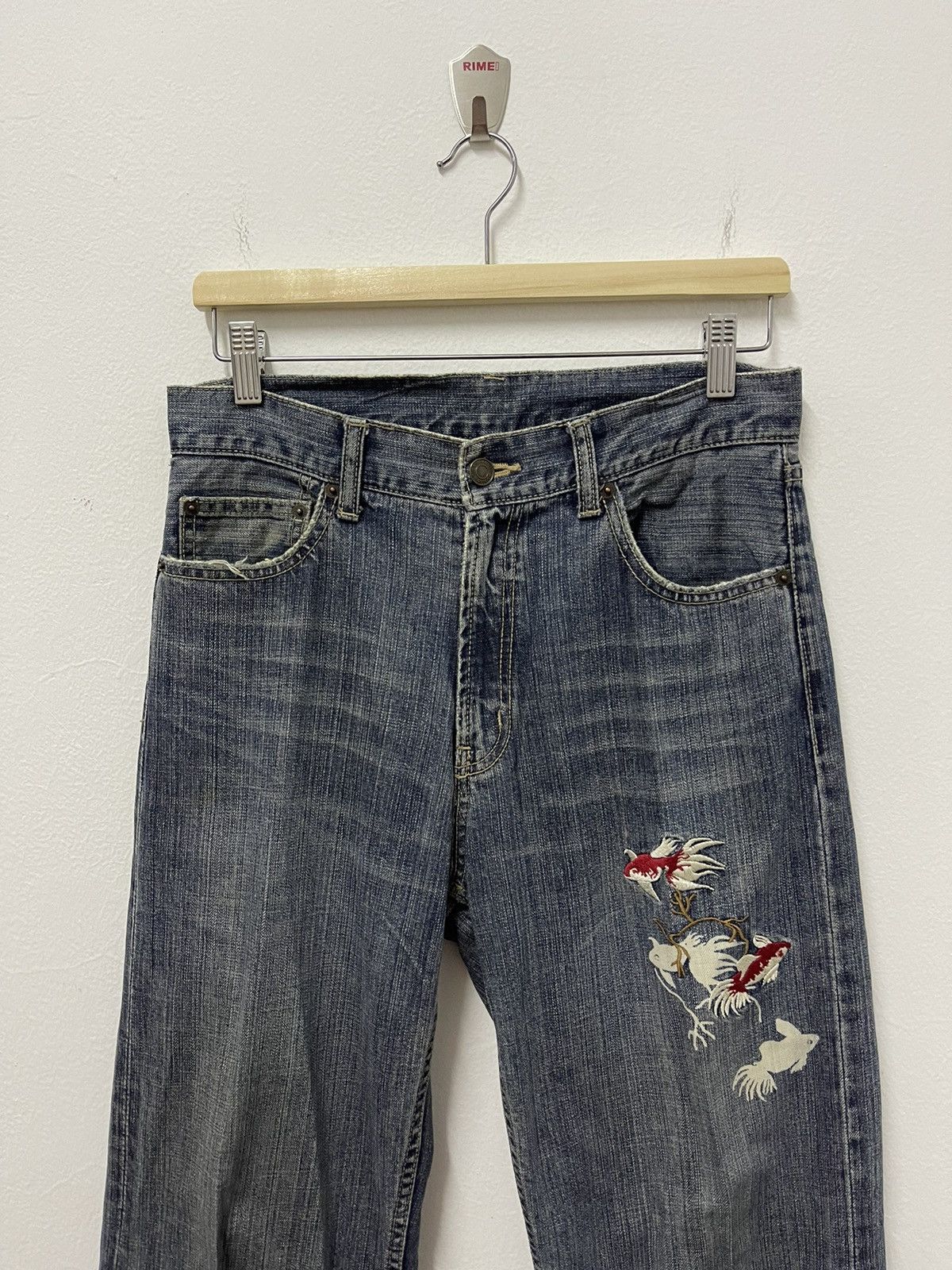 Japanese Brand × Vintage Japanese Tradisional Fish Embroidery Logo Distressed Jeans Size US 31 - 2 Thumbnail