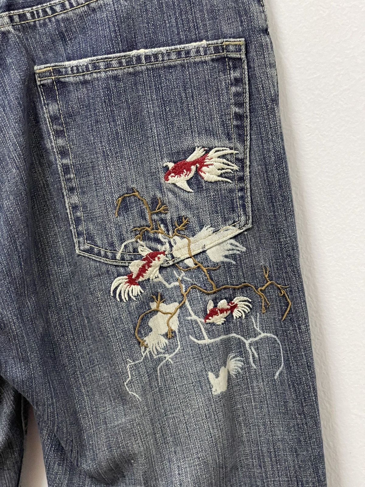 Japanese Brand × Vintage Japanese Tradisional Fish Embroidery Logo Distressed Jeans Size US 31 - 14 Thumbnail