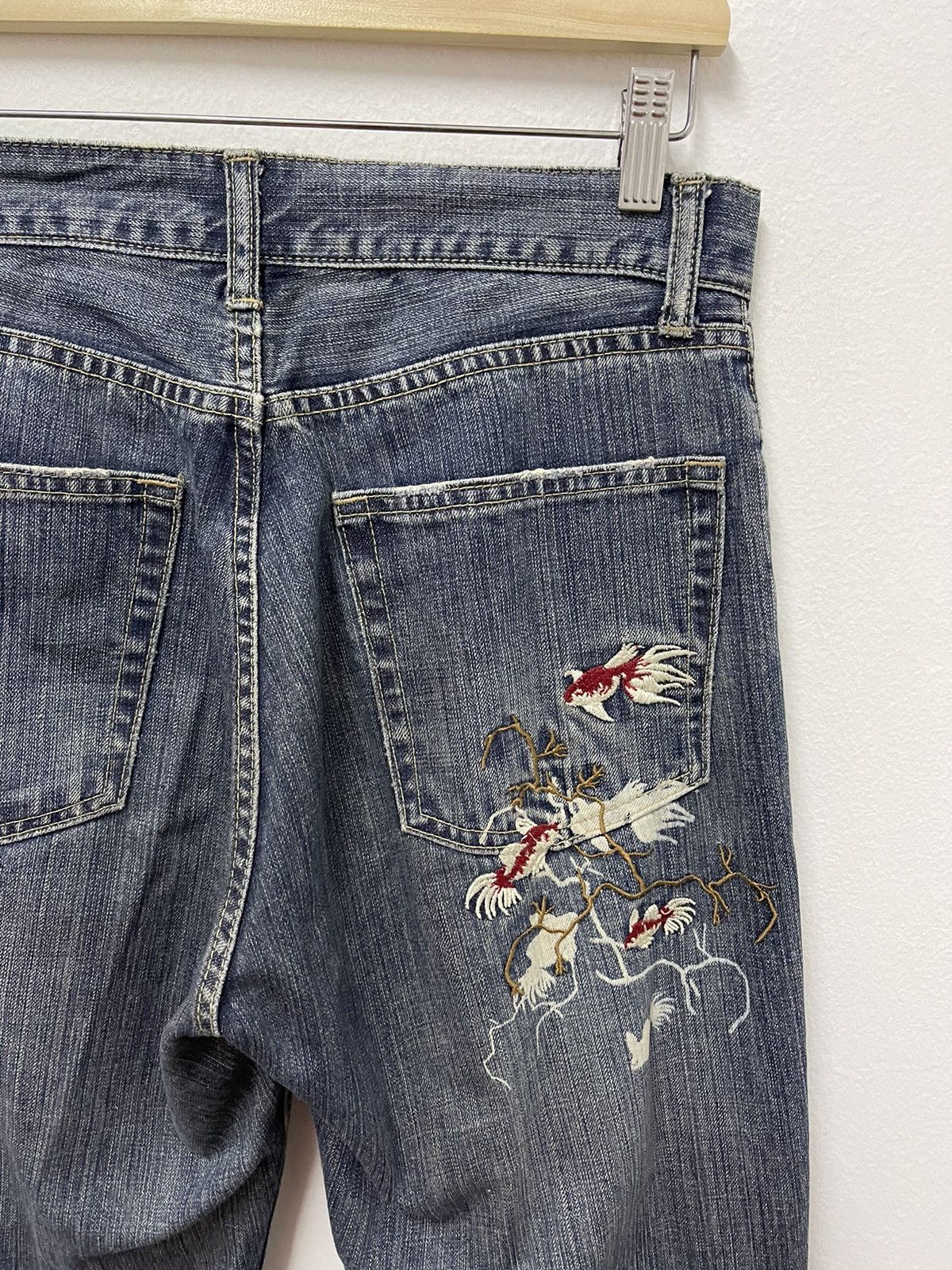 Japanese Brand × Vintage Japanese Tradisional Fish Embroidery Logo Distressed Jeans Size US 31 - 16 Thumbnail