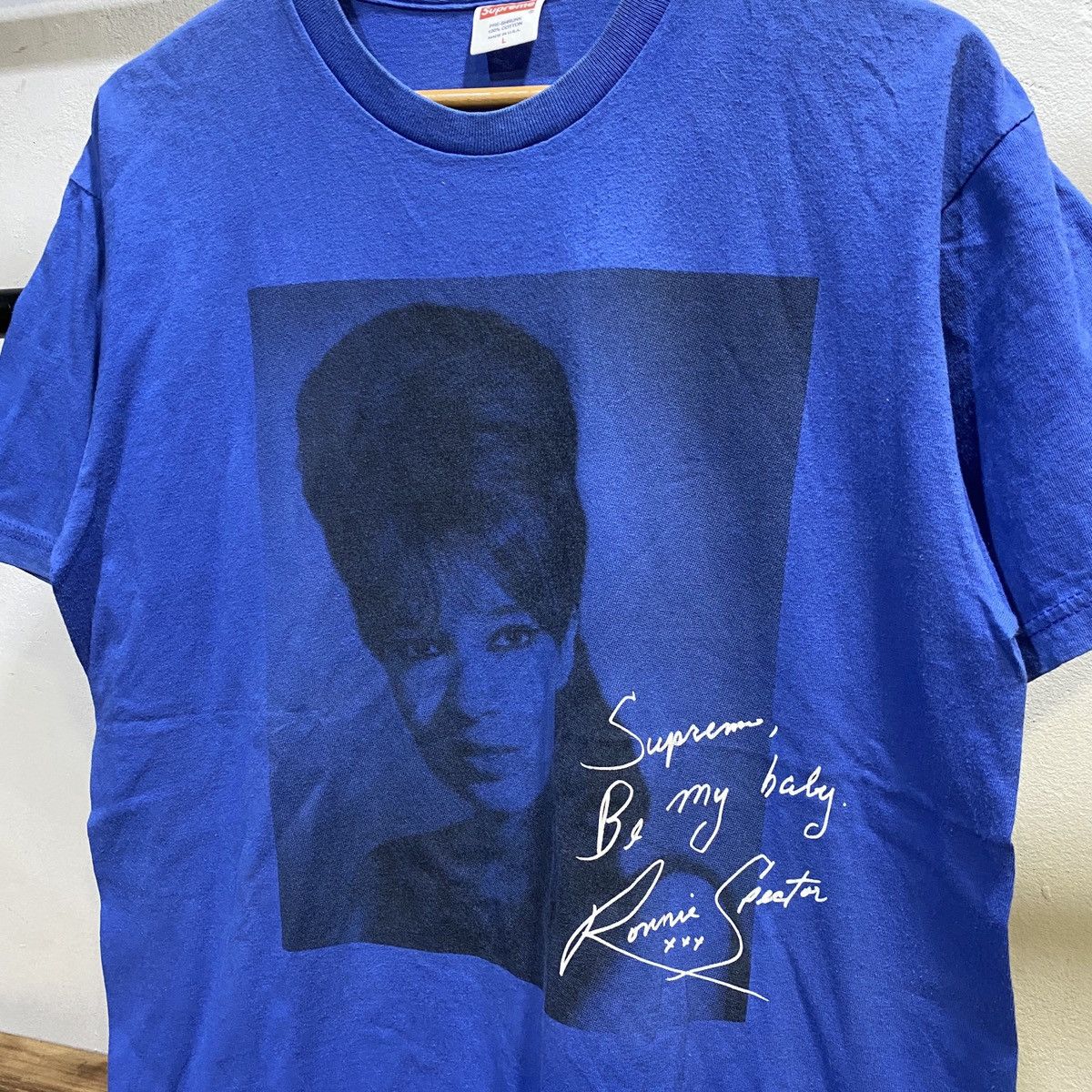Supreme Supreme Ronnie Spector American Singer T-Shirt Size US L / EU 52-54 / 3 - 3 Thumbnail