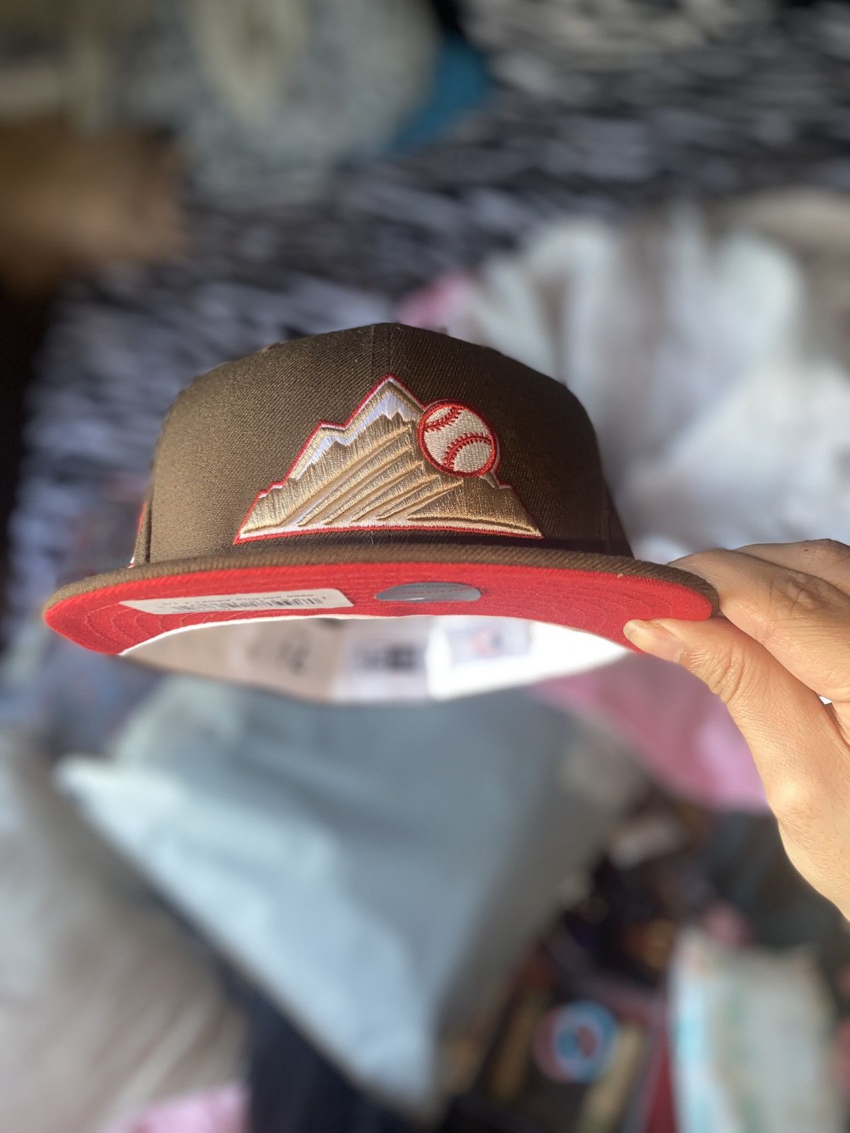 Lids × MLB × New Era Exclusive scarlet brown Colorado Rockies mountain fitted cap Size ONE SIZE - 2 Thumbnail
