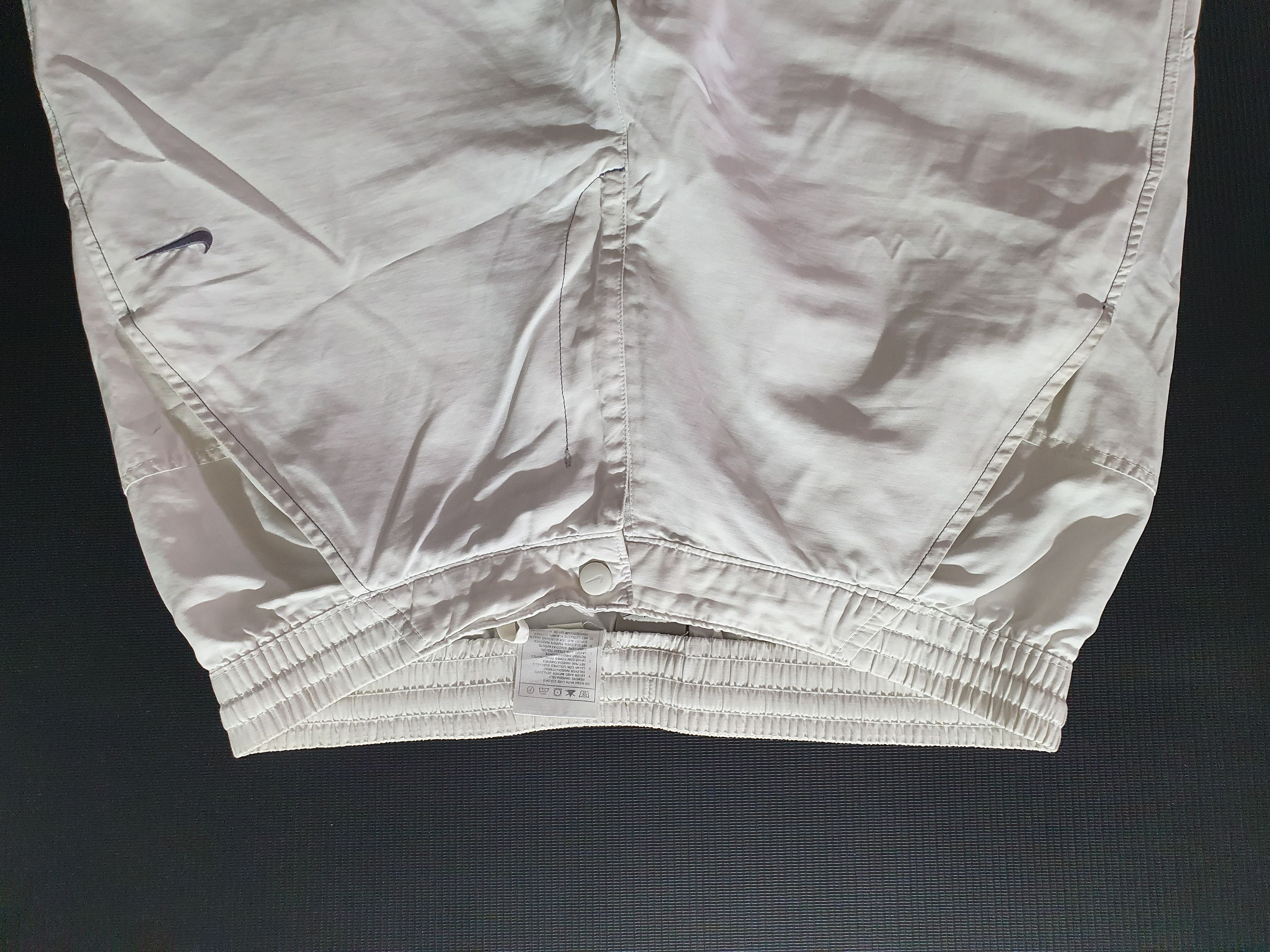Nike × Vintage 90s Vintage Nike Nylon Sport Training Pants White Size US 32 / EU 48 - 10 Thumbnail