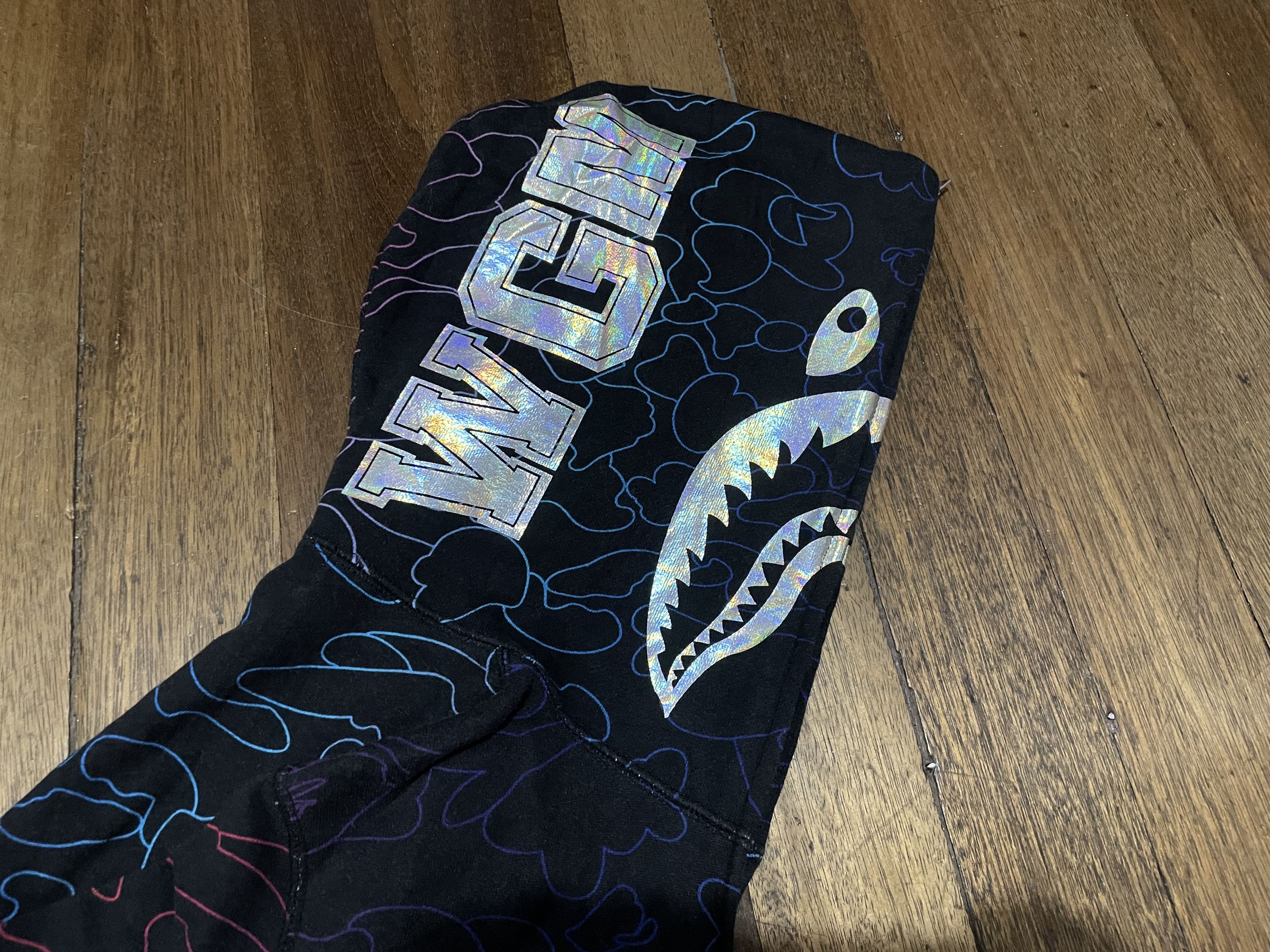 Bape A BATHING APE PENCIL NEON CAMO SHARK FULL ZIP Size S / US 4 / IT 40 - 4 Thumbnail