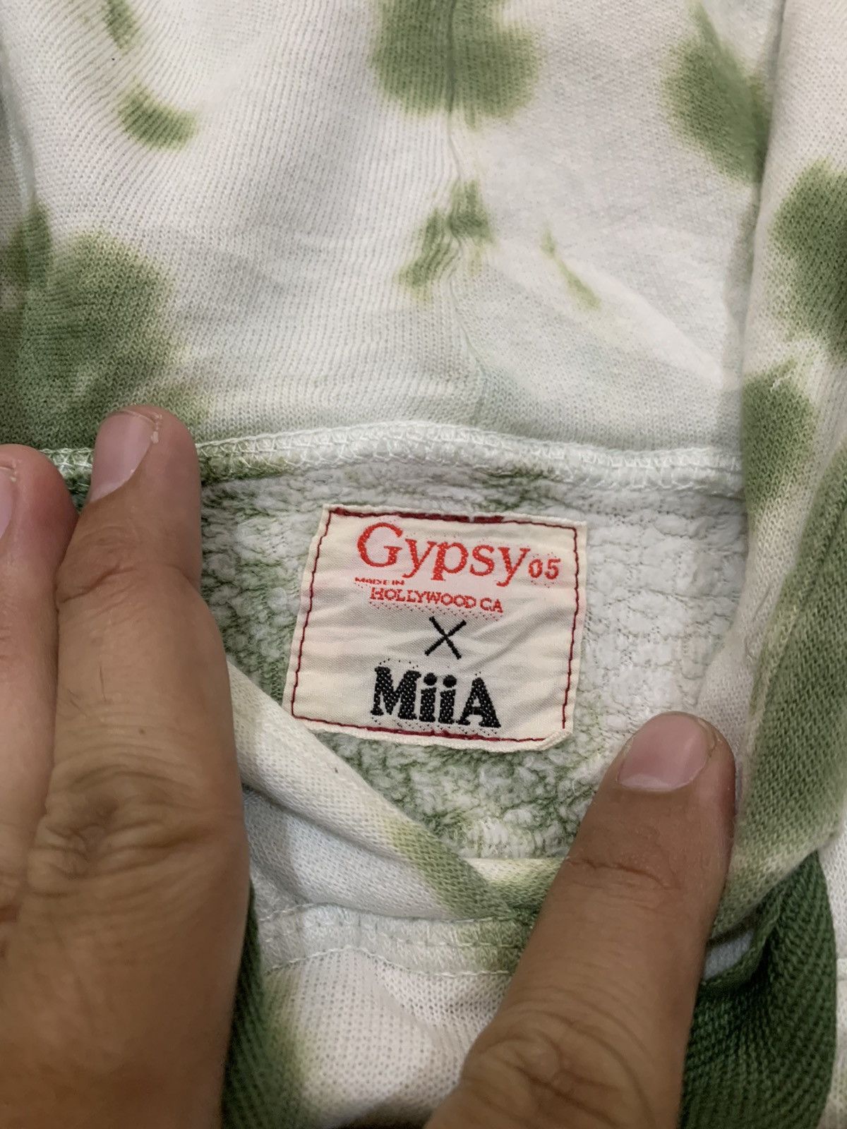 Gypsy 05 × Japanese Brand GYPSY 05 x MiiA TIE DYE BAGGY HOODIE SWEATER Size US S / EU 44-46 / 1 - 5 Thumbnail