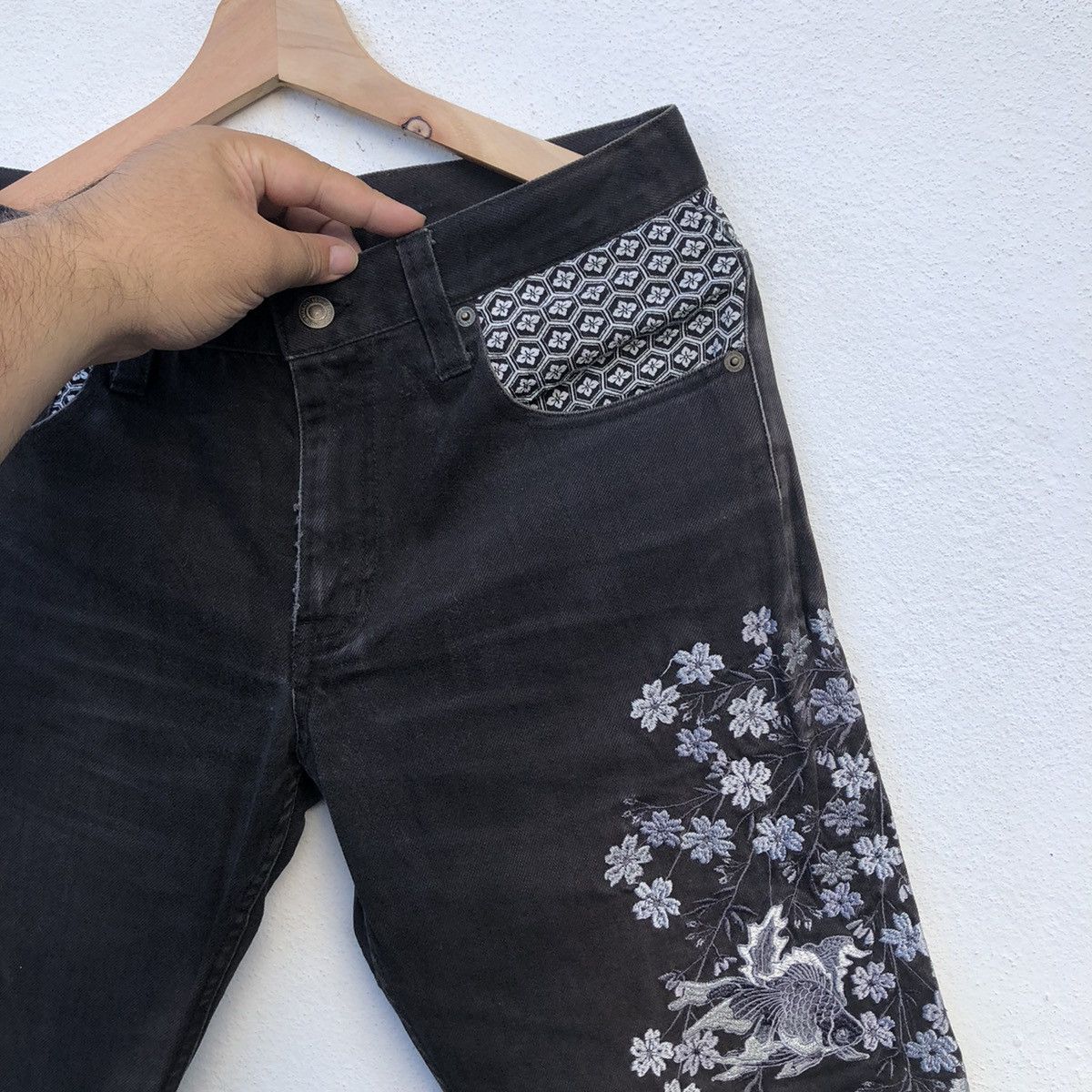 Japanese Brand MEMORY SPECIAL SUKAJAN SHORT DENIM BIG LOGO FISH COILS Size US 31 - 6 Thumbnail