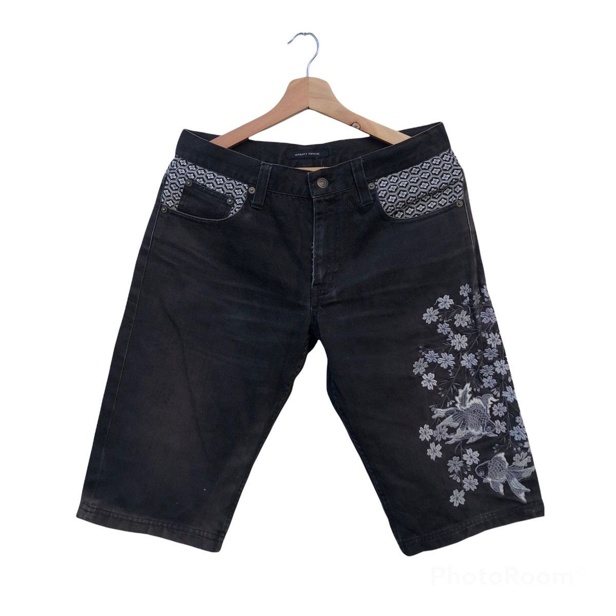 Japanese Brand MEMORY SPECIAL SUKAJAN SHORT DENIM BIG LOGO FISH COILS Size US 31 - 1 Thumbnail