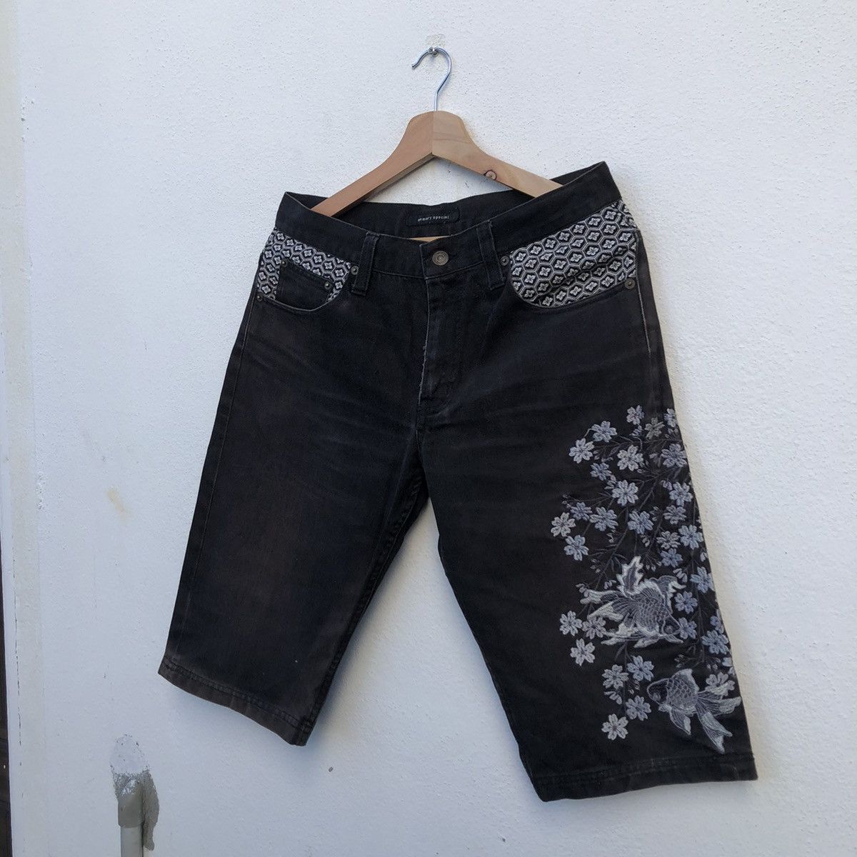 Japanese Brand MEMORY SPECIAL SUKAJAN SHORT DENIM BIG LOGO FISH COILS Size US 31 - 2 Thumbnail