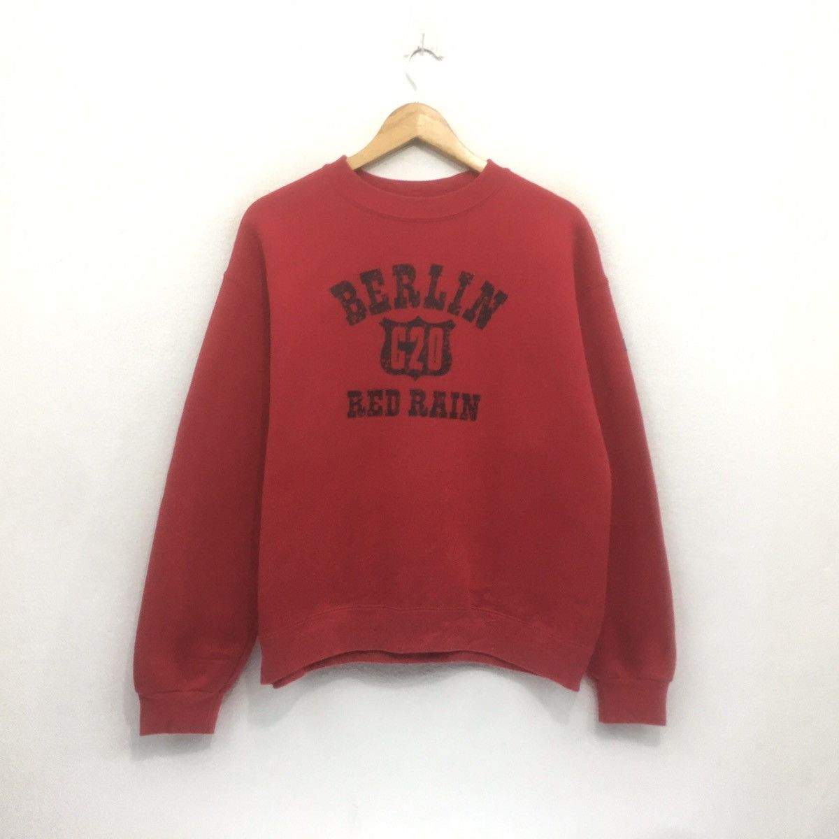 Edwin × Vintage Vintage EDWIN Sweatshirt Crewneck Spellout Berlin Red Rain Size US M / EU 48-50 / 2 - 2 Thumbnail