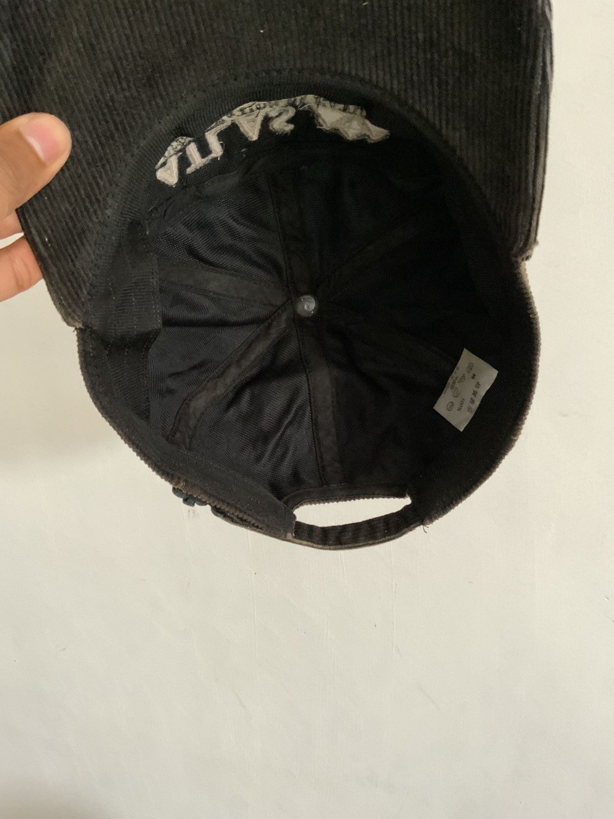 Vintage Vintage Atlas of Animal Fade Rusty Corduroi Ski Hat Size ONE SIZE - 9 Thumbnail