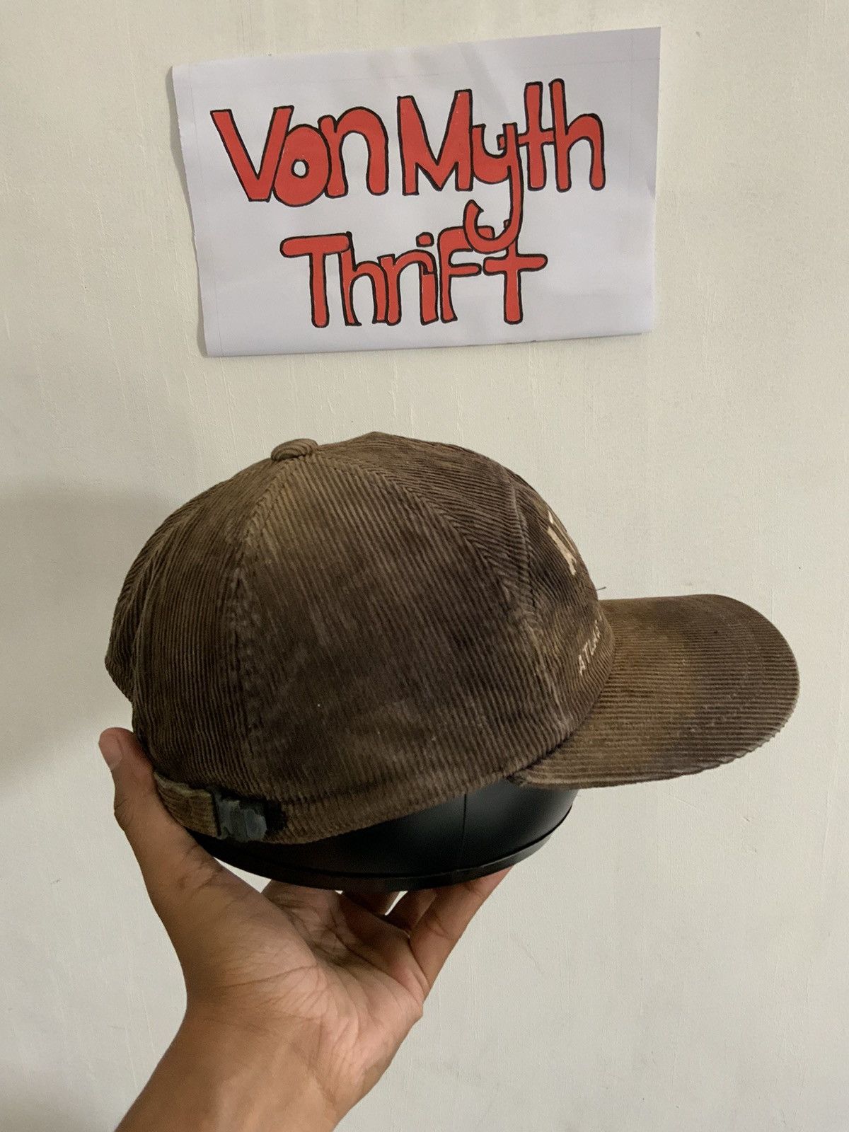 Vintage Vintage Atlas of Animal Fade Rusty Corduroi Ski Hat Size ONE SIZE - 4 Thumbnail