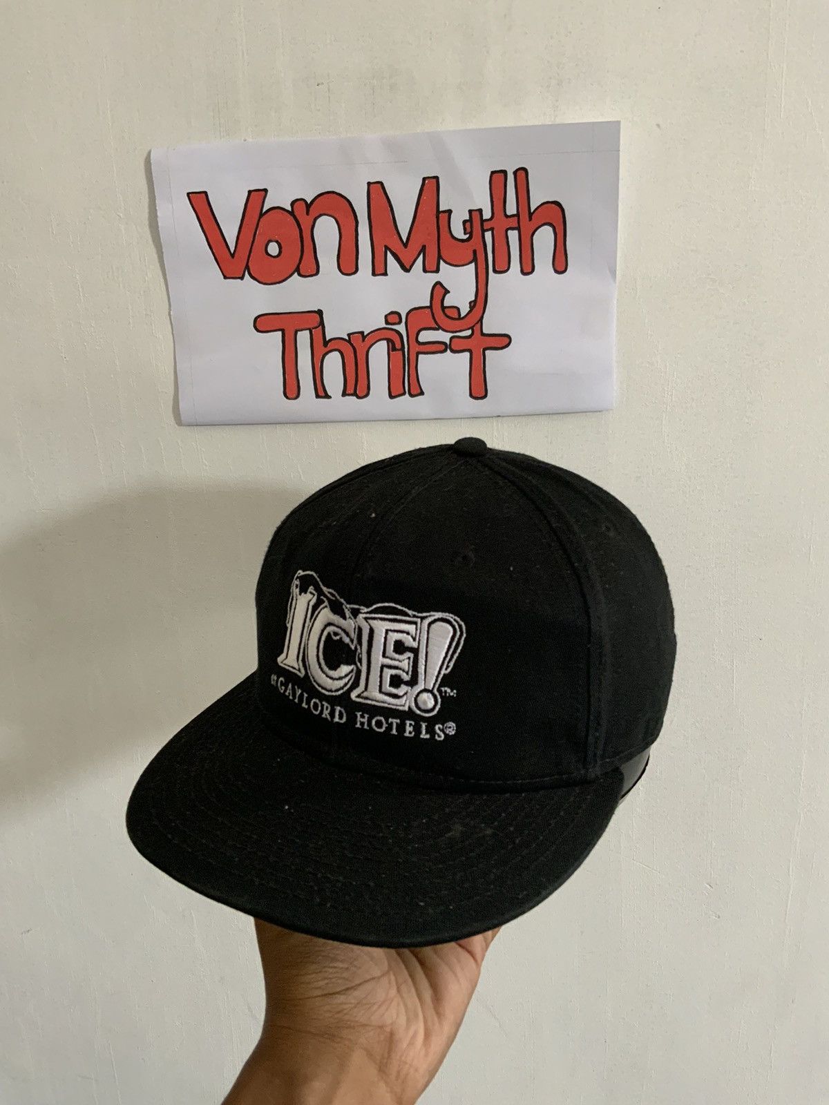 If Six Was Nine ICE at Gaylord Hotel by OTTO Hat Size ONE SIZE - 2 Thumbnail