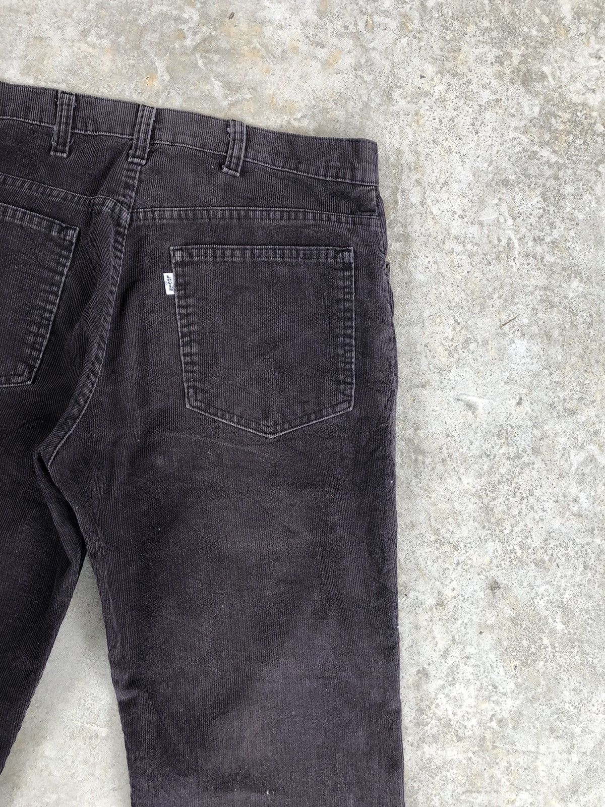If Six Was Nine Vintage 80’s Levi’s Flared Jeans Corduroy Pants 517 Size US 33 - 10 Thumbnail