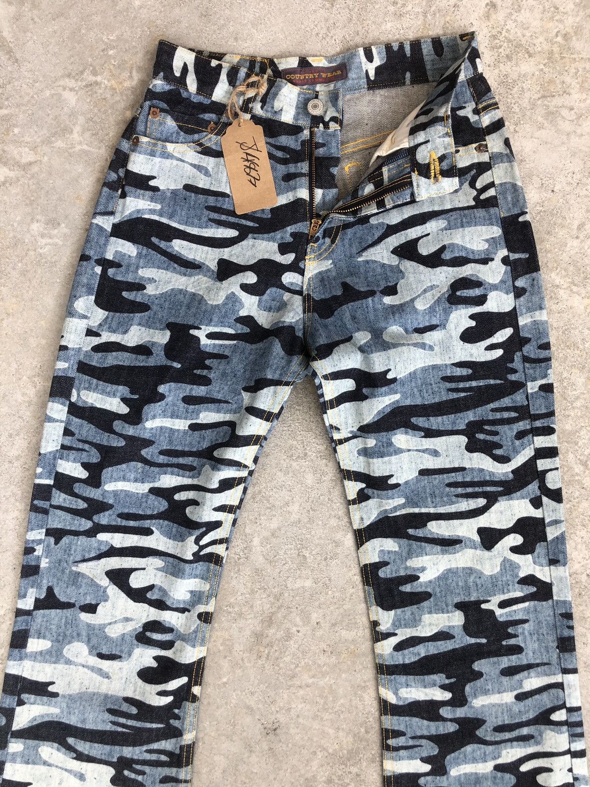 Who Decides War Japanese Ozone Community Flared Jeans Size US 26 / EU 42 - 3 Thumbnail