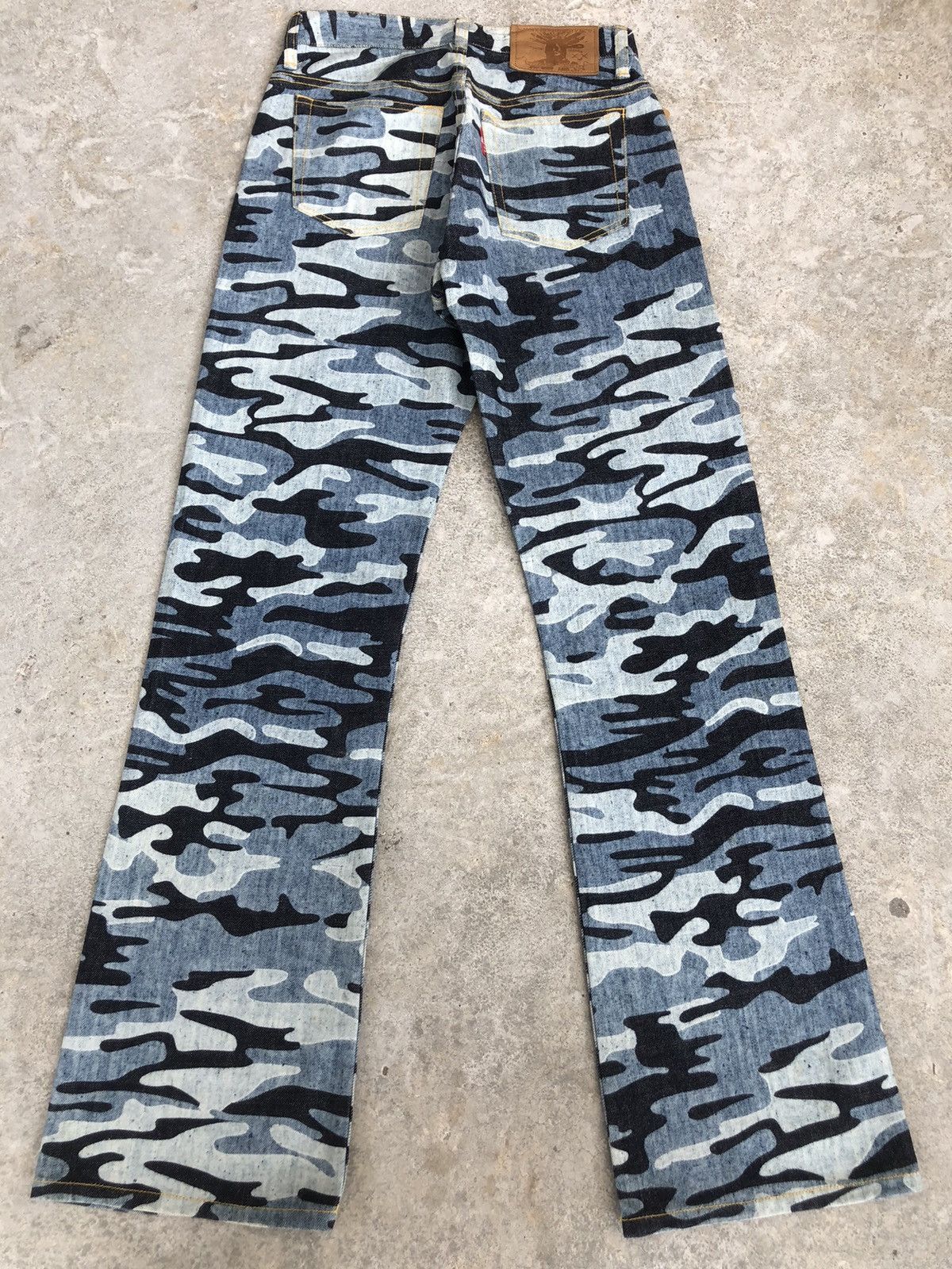 Who Decides War Japanese Ozone Community Flared Jeans Size US 26 / EU 42 - 2 Thumbnail