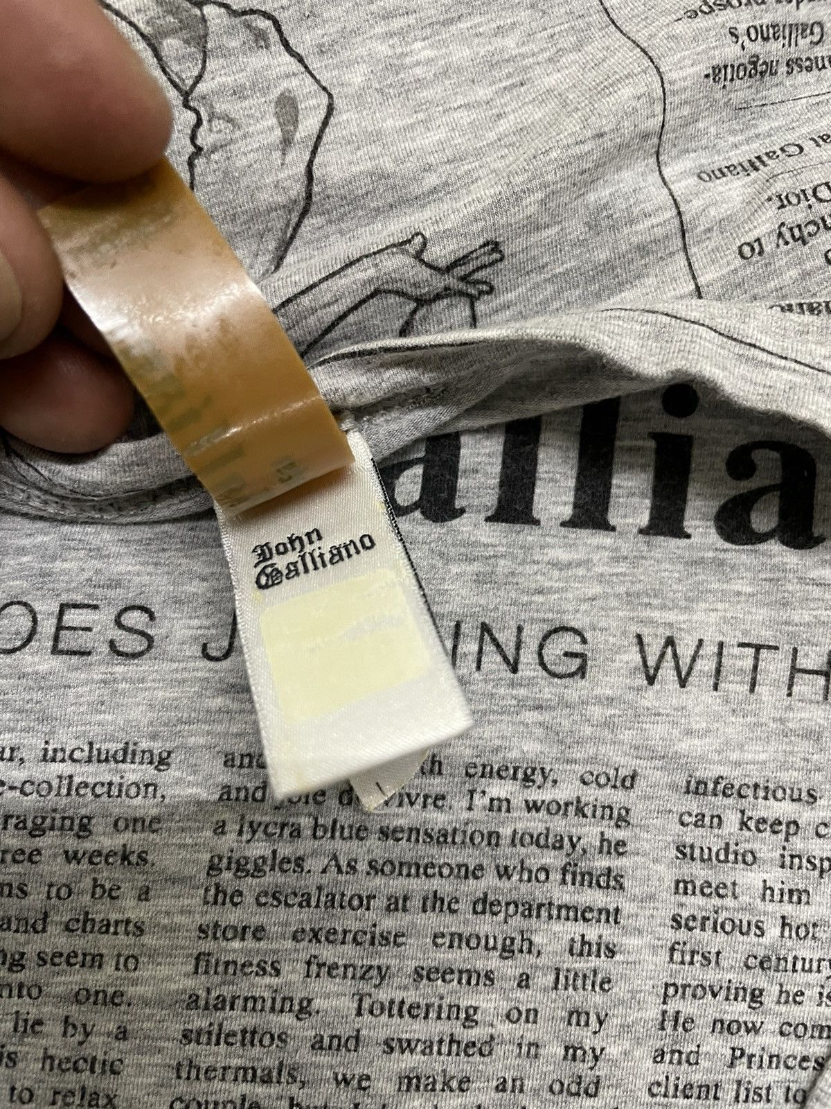John Galliano John Galliano Underwear Newspaper Longsleeve Tees Size US S / EU 44-46 / 1 - 4 Thumbnail