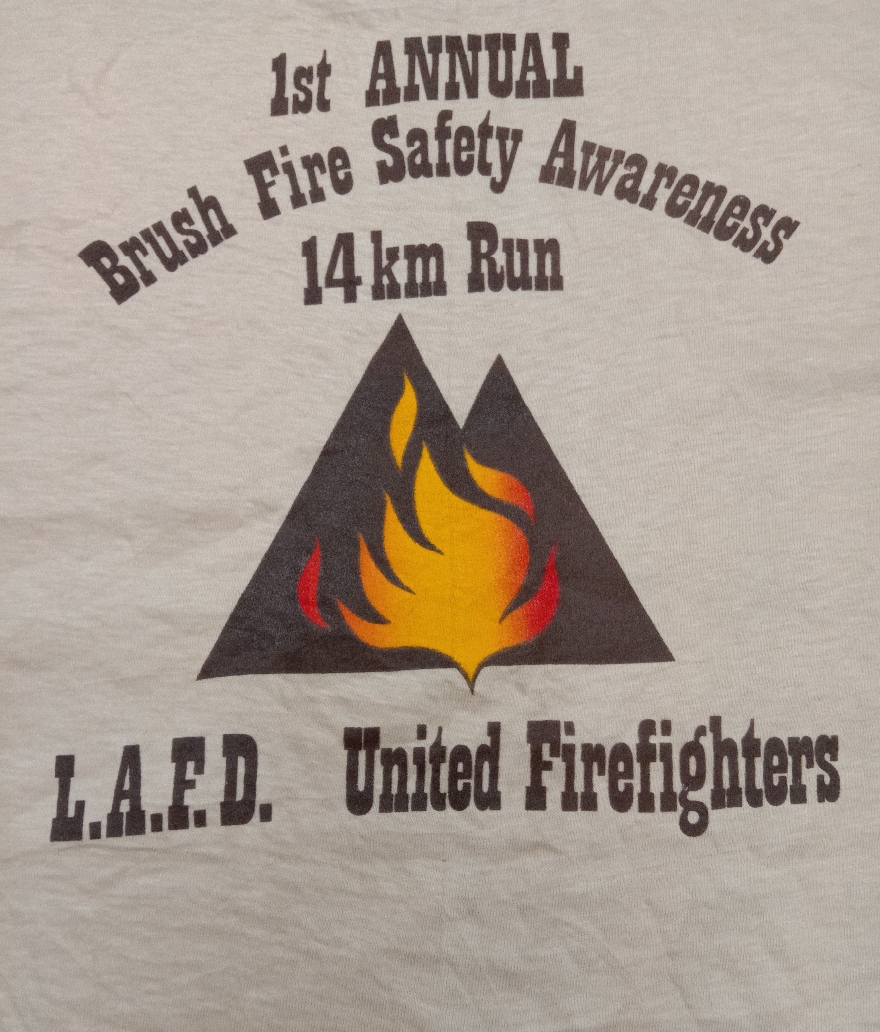Anvil Vintage 80s Anvil L.A.F.D United Fire fighter 14km Run Tee Size US M / EU 48-50 / 2 - 2 Thumbnail