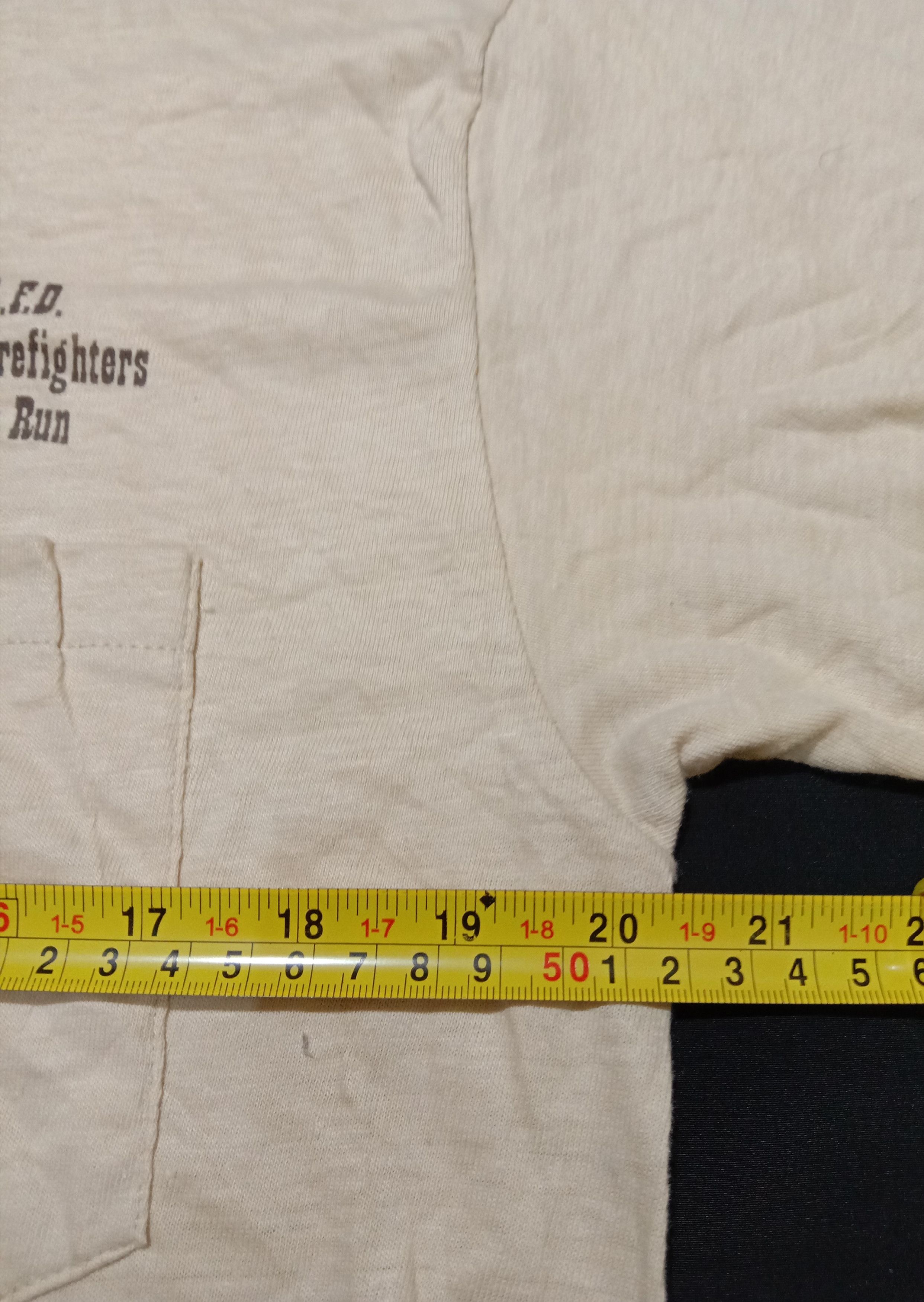 Anvil Vintage 80s Anvil L.A.F.D United Fire fighter 14km Run Tee Size US M / EU 48-50 / 2 - 6 Thumbnail