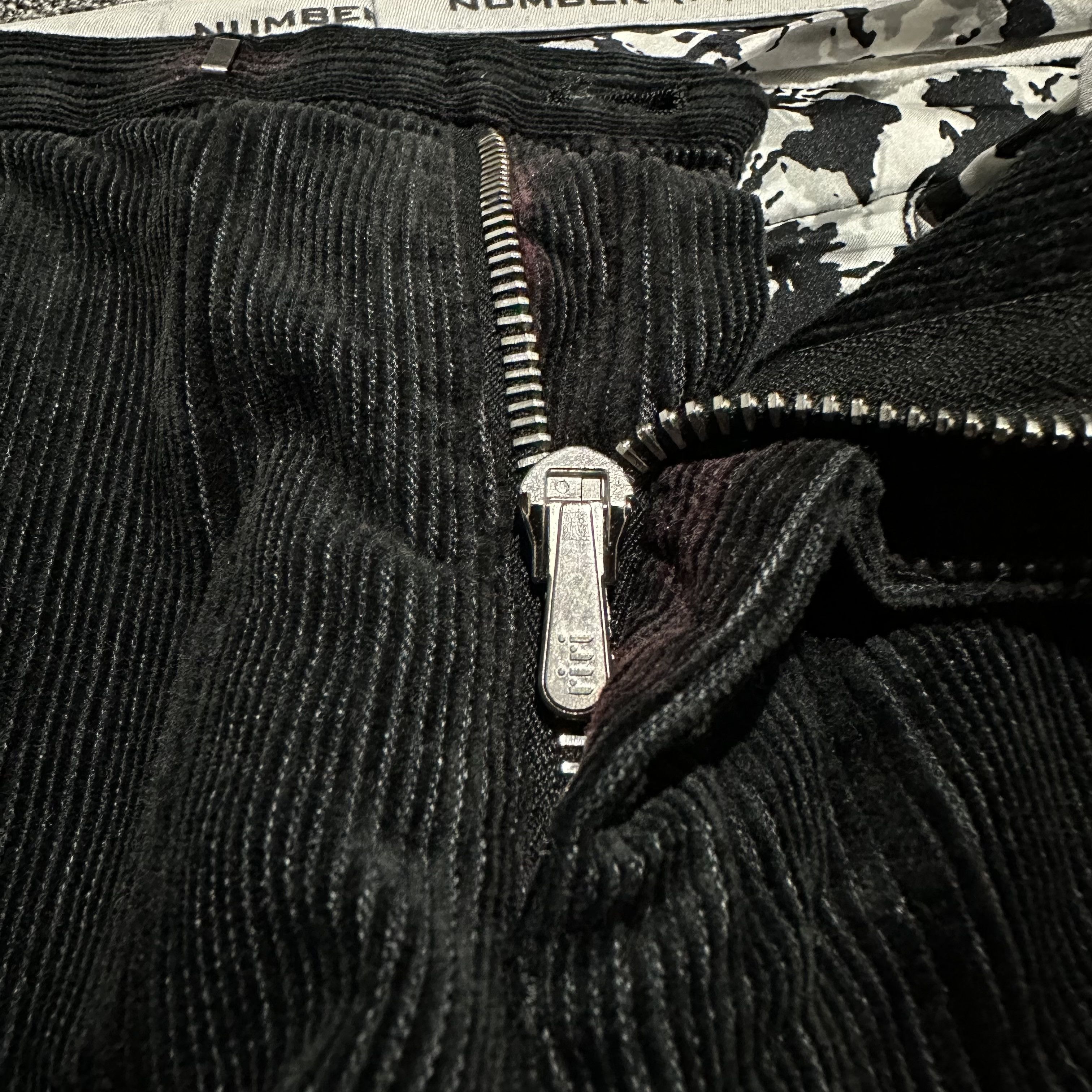 Number (N)ine Number (n)ine Corduroy Pants Size US 31 - 8 Thumbnail