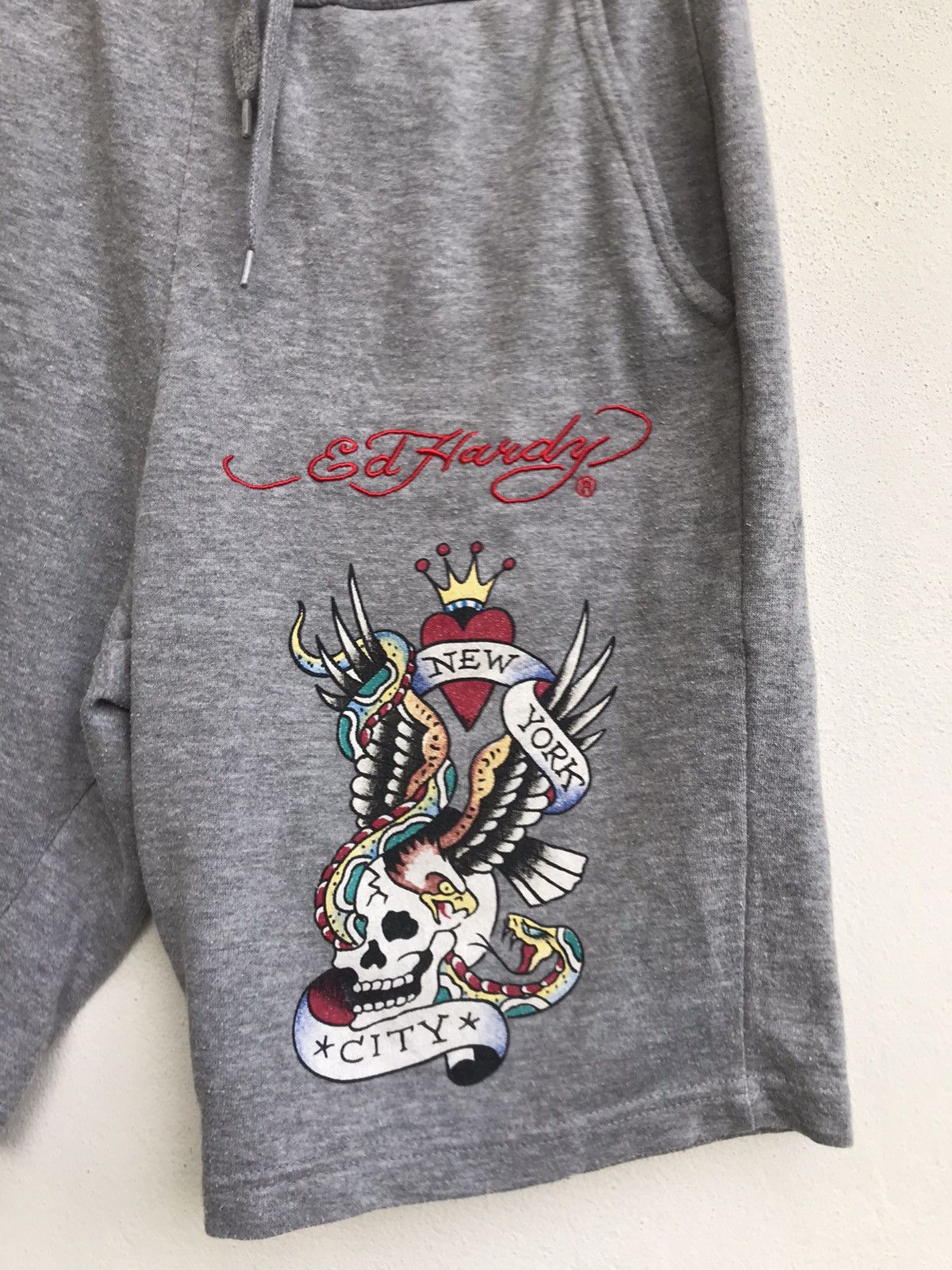 Christian Audigier × Ed Hardy Ed Hardy Short Pants Size US 30 / EU 46 - 2 Thumbnail