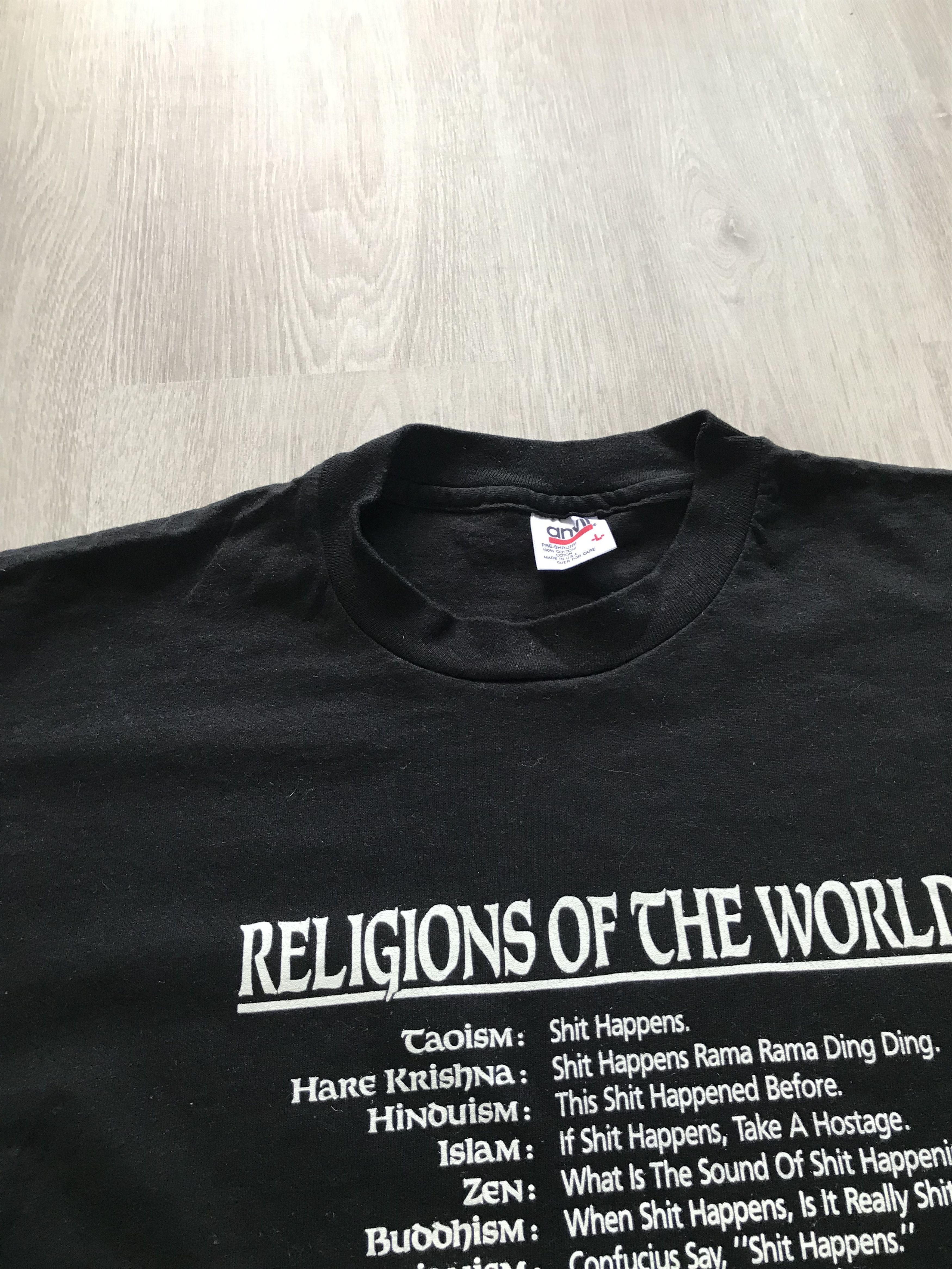 Anvil Vintage 90’s Religions of the World Happens Black Shirt Size US L / EU 52-54 / 3 - 6 Thumbnail