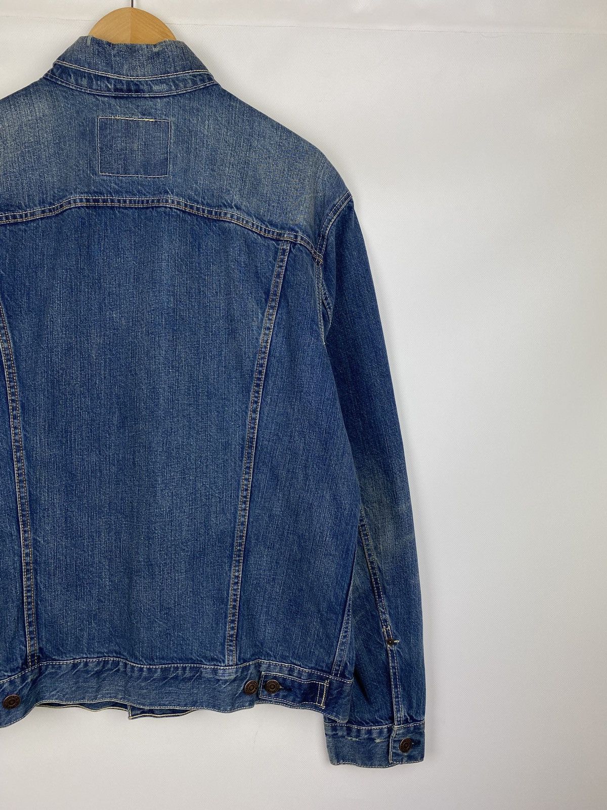 Levi's × Vintage Vintage Levi’s men’s denim trucker jacket size Xl Size US XL / EU 56 / 4 - 15 Thumbnail