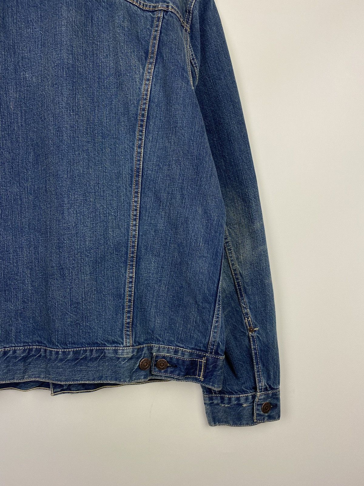Levi's × Vintage Vintage Levi’s men’s denim trucker jacket size Xl Size US XL / EU 56 / 4 - 17 Thumbnail