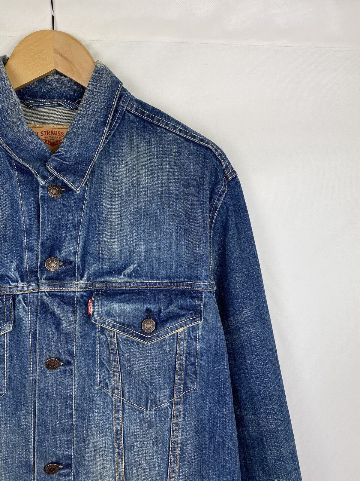 Levi's × Vintage Vintage Levi’s men’s denim trucker jacket size Xl Size US XL / EU 56 / 4 - 5 Thumbnail