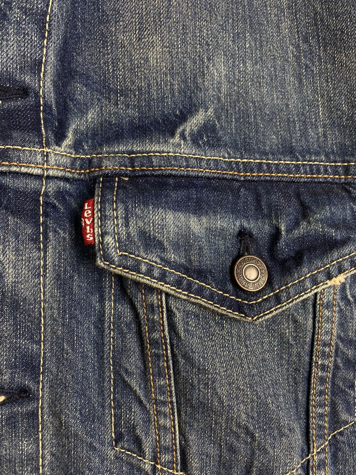 Levi's × Vintage Vintage Levi’s men’s denim trucker jacket size Xl Size US XL / EU 56 / 4 - 6 Thumbnail