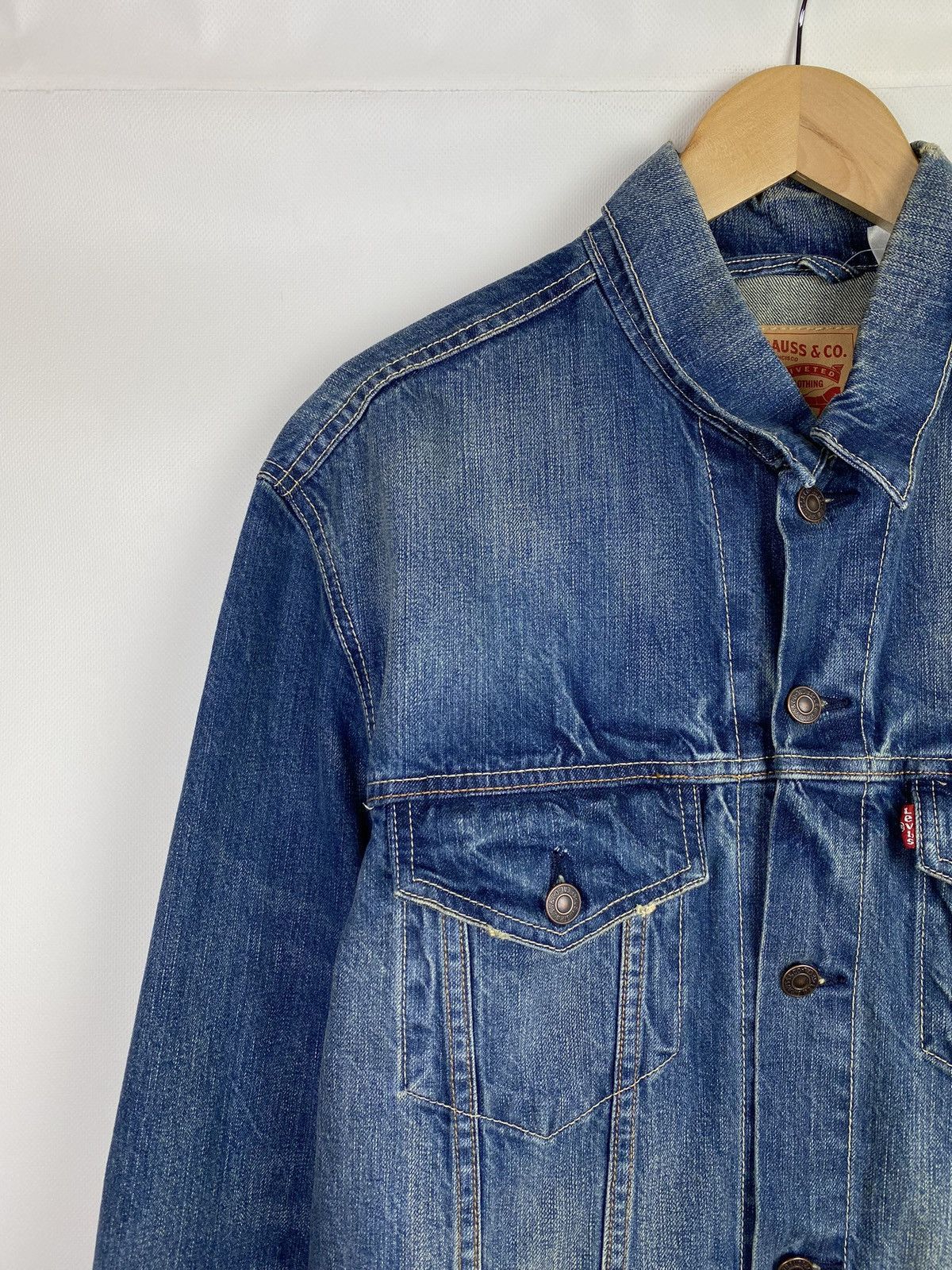 Levi's × Vintage Vintage Levi’s men’s denim trucker jacket size Xl Size US XL / EU 56 / 4 - 4 Thumbnail