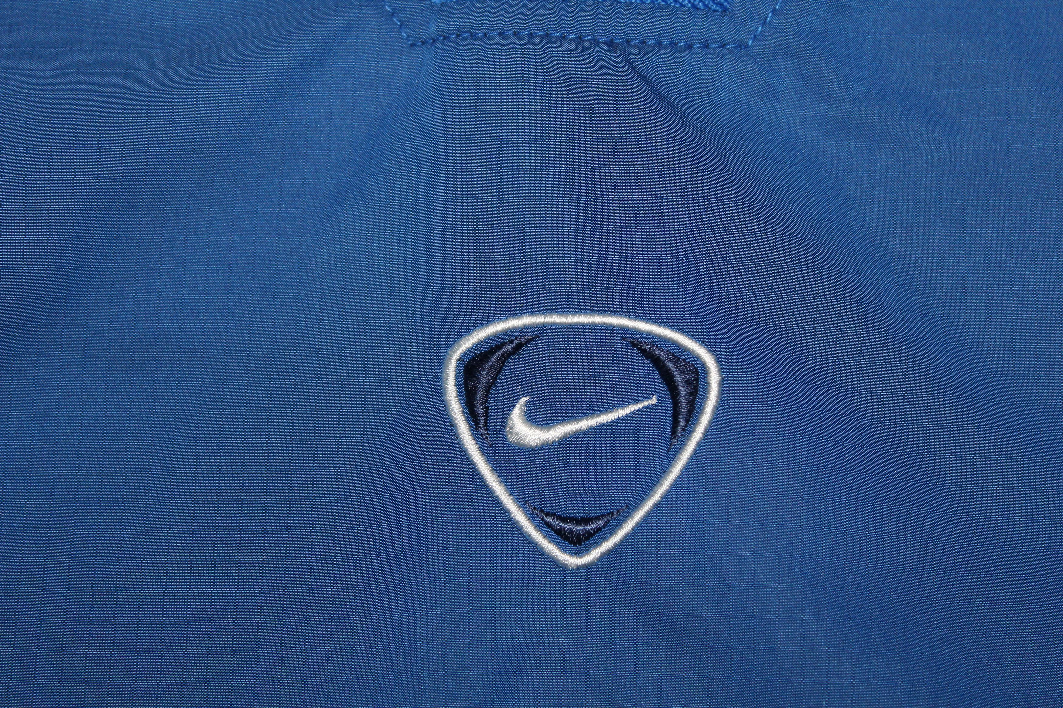 Nike × Nike ACG × Vintage Vintage Nike Team Center Swoosh Windbreaker Sweatshirt Size US L / EU 52-54 / 3 - 3 Thumbnail