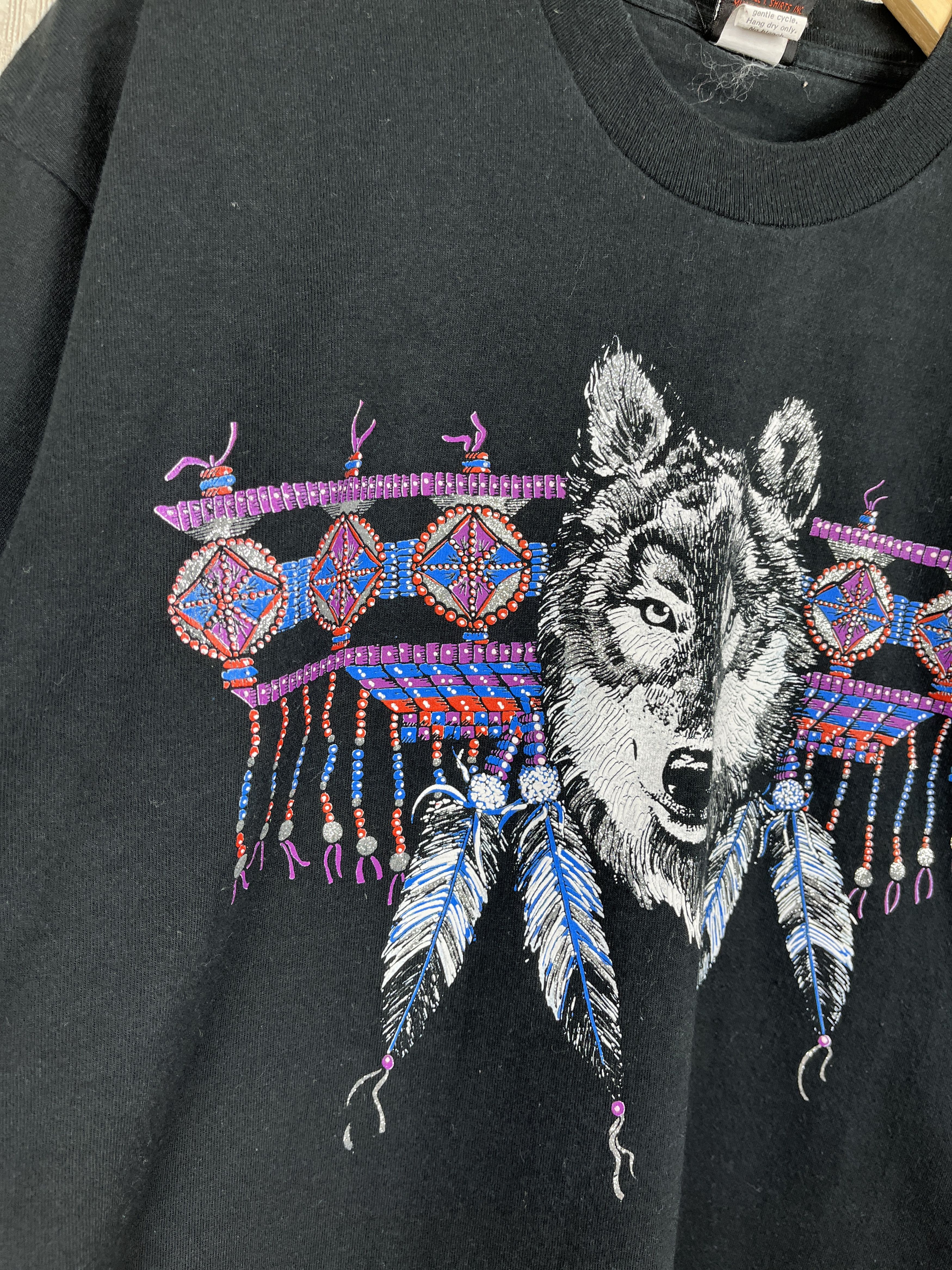 Vintage Vintage Wolf American Indians Dreamcatcher T-shirt Size US XL / EU 56 / 4 - 5 Thumbnail