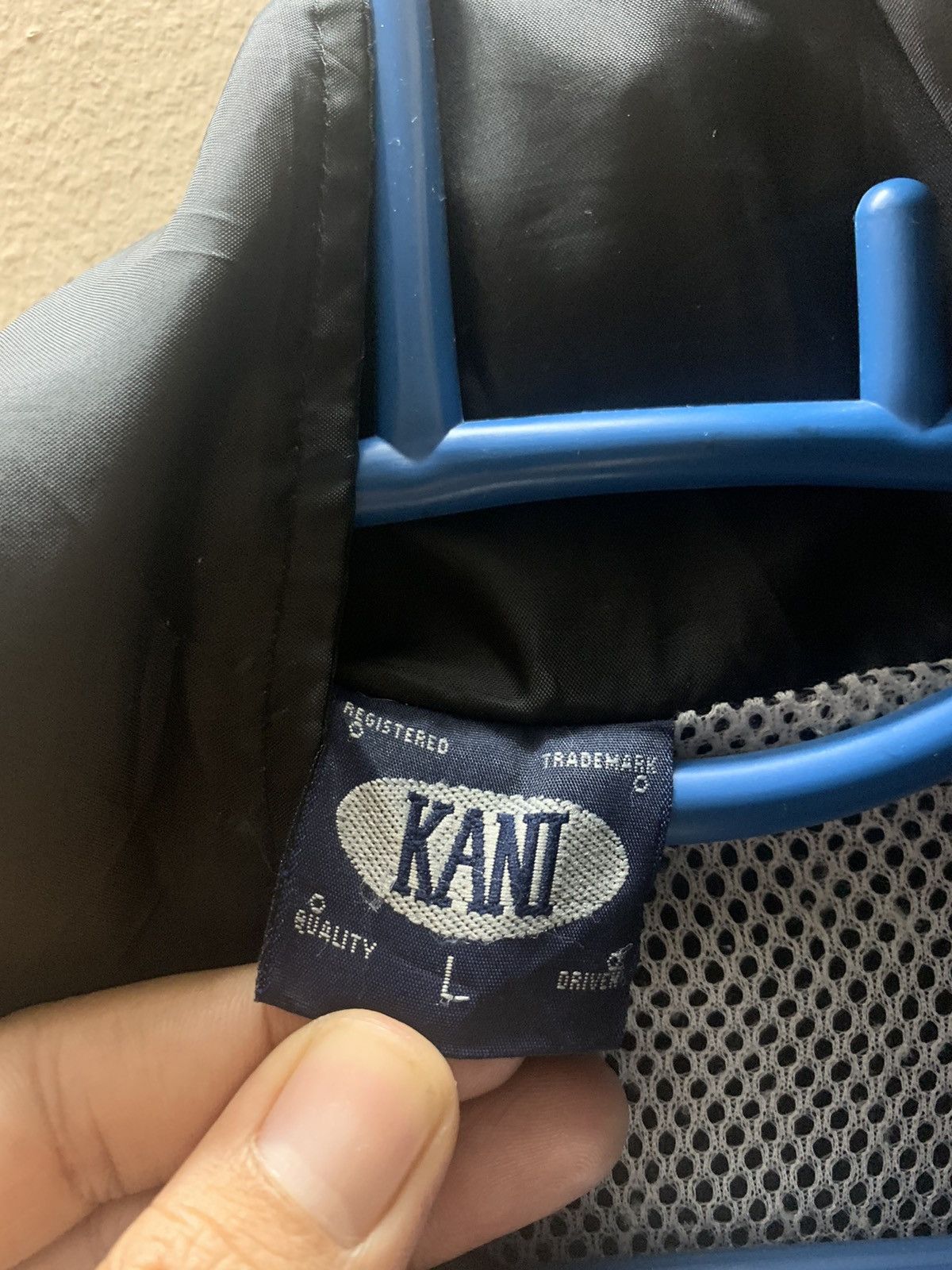 Karl Kani Nice Karl Kani Sidetape Big Logo Windbraker Size US L / EU 52-54 / 3 - 6 Thumbnail