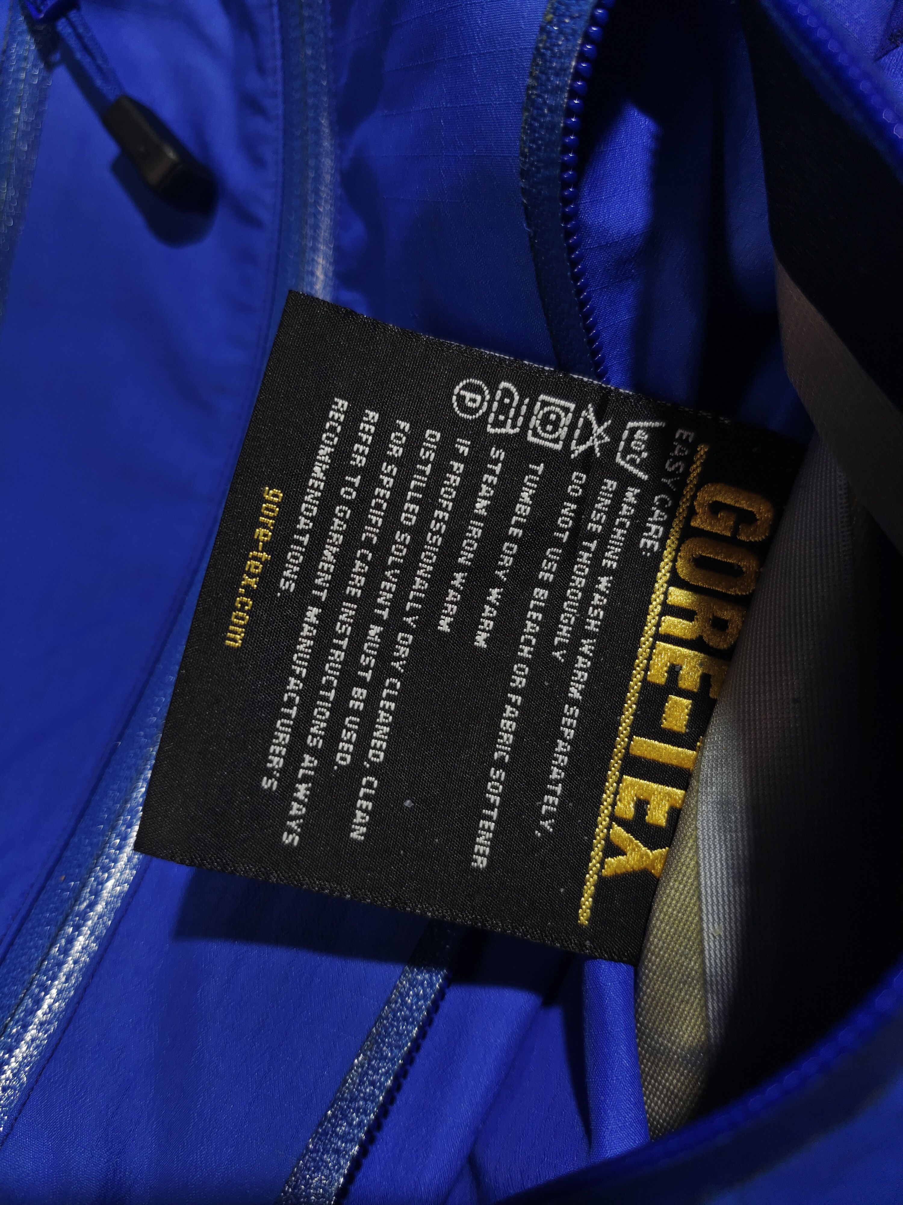 Arc'teryx Arcteryx alpha sv from 2003 Size US XL / EU 56 / 4 - 8 Thumbnail