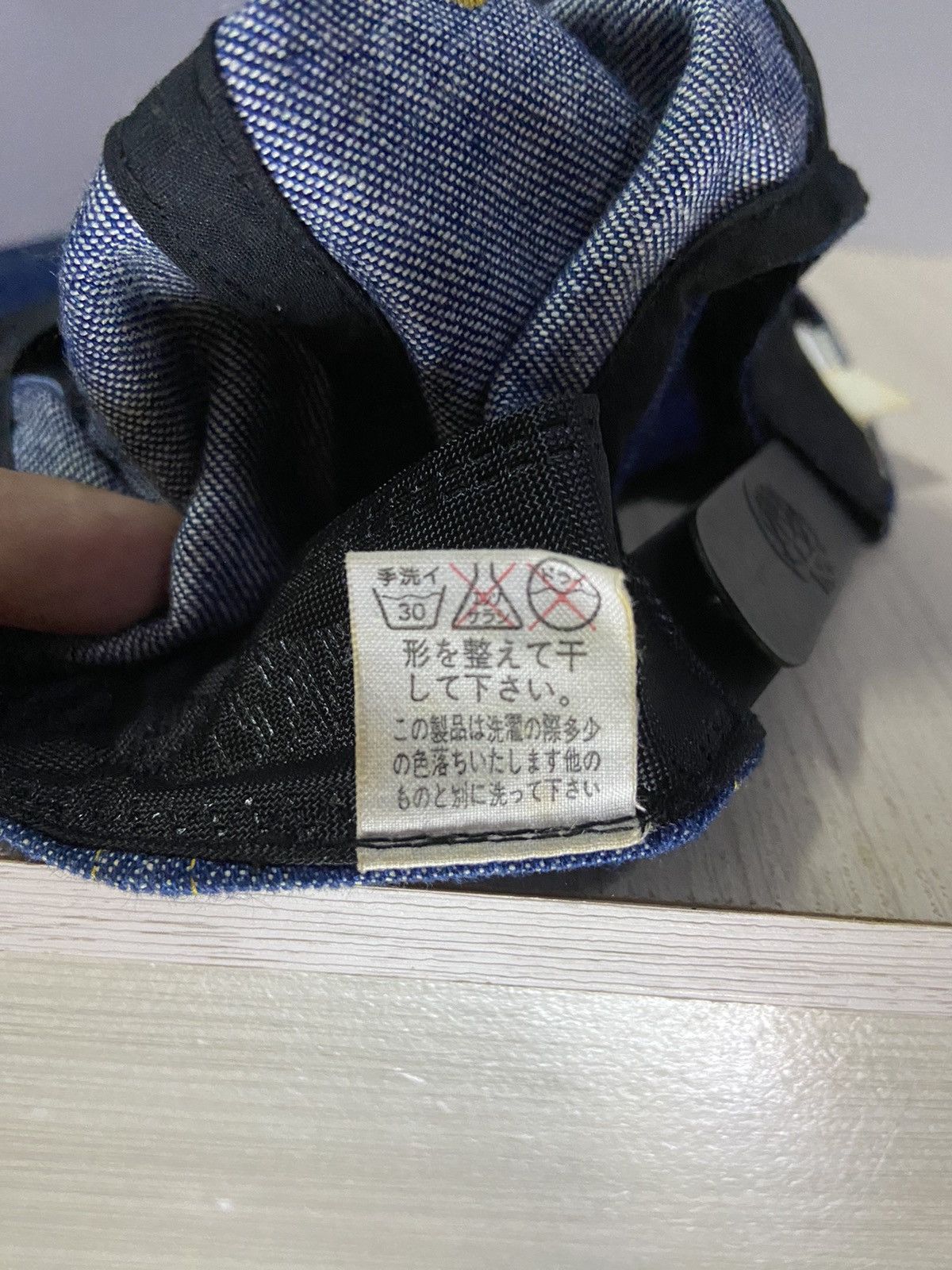Disney MICKEY MOUSE DENIM SNAPBACK HAT (FREE 57CM) Size ONE SIZE - 10 Thumbnail