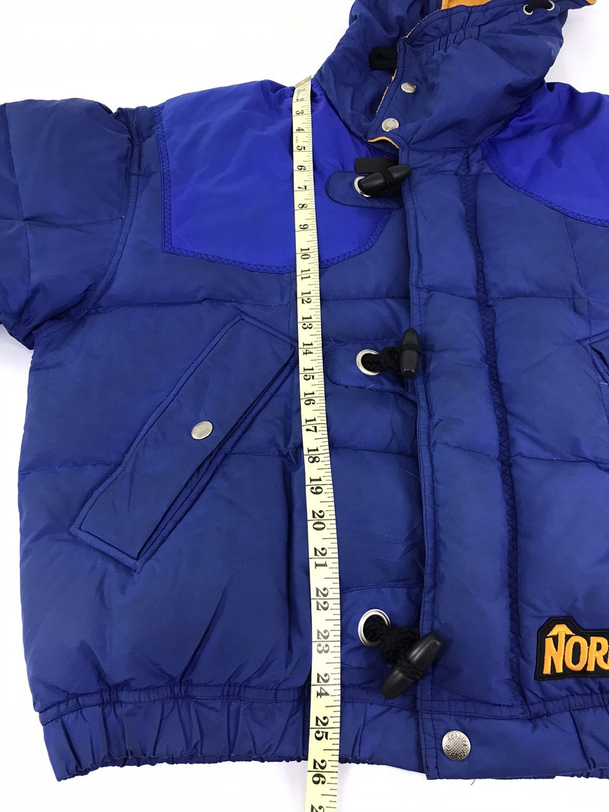 Vintage Nordica Ski Puffer Jacket Hoodies Winter Season Size US L / EU 52-54 / 3 - 13 Thumbnail