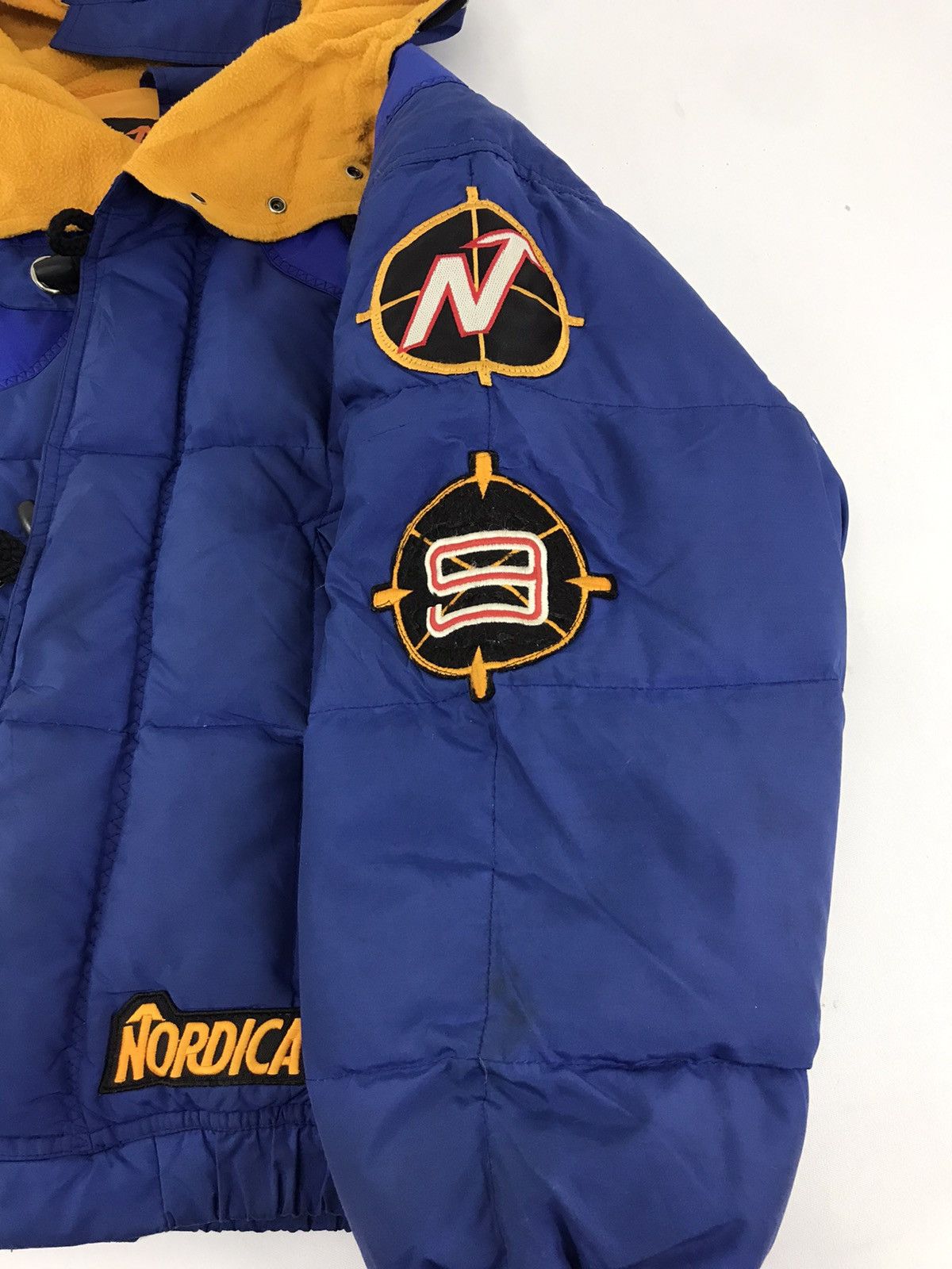 Vintage Nordica Ski Puffer Jacket Hoodies Winter Season Size US L / EU 52-54 / 3 - 3 Thumbnail