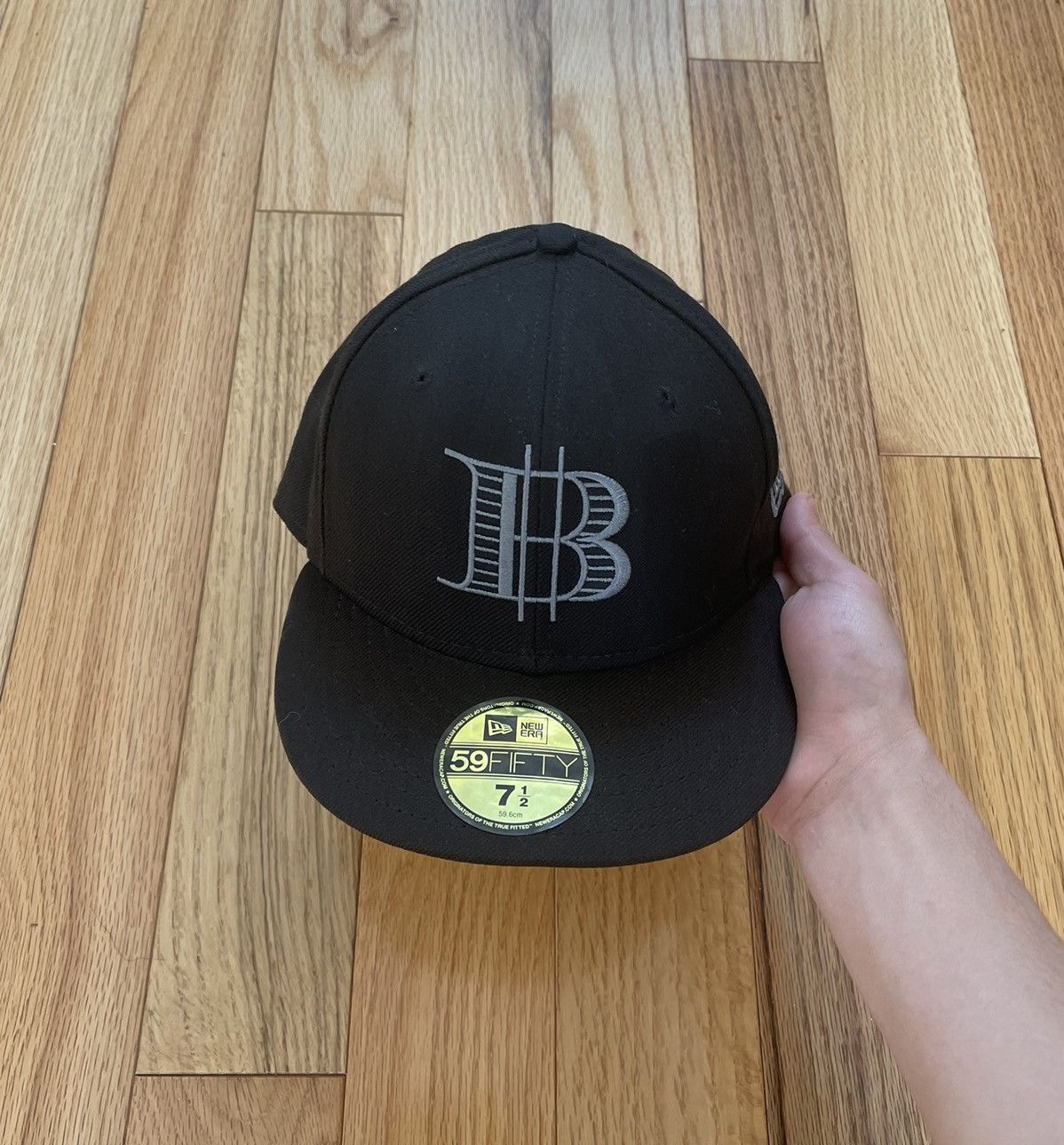 image of Bape x New Era Dollar Sign Bapesta Fitted Hat Size 7 1/2 in Black, Men's