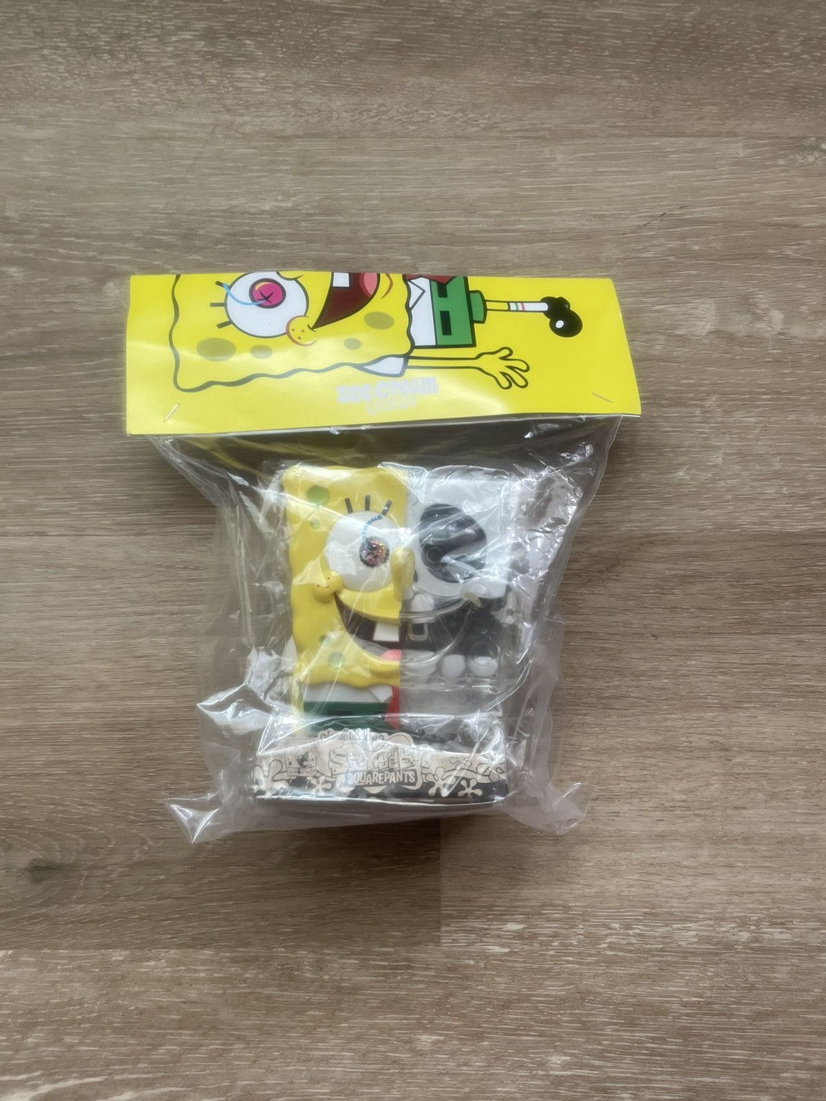 Icecream ICE CREAM SPONGEBOB SECRET BASE X-RAY TOY - YELLOW / O/S Size ONE SIZE - 2 Thumbnail