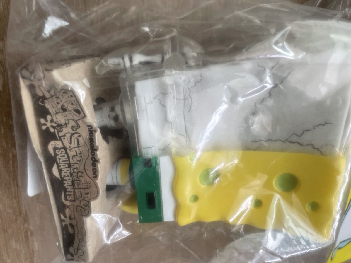Icecream ICE CREAM SPONGEBOB SECRET BASE X-RAY TOY - YELLOW / O/S Size ONE SIZE - 12 Thumbnail