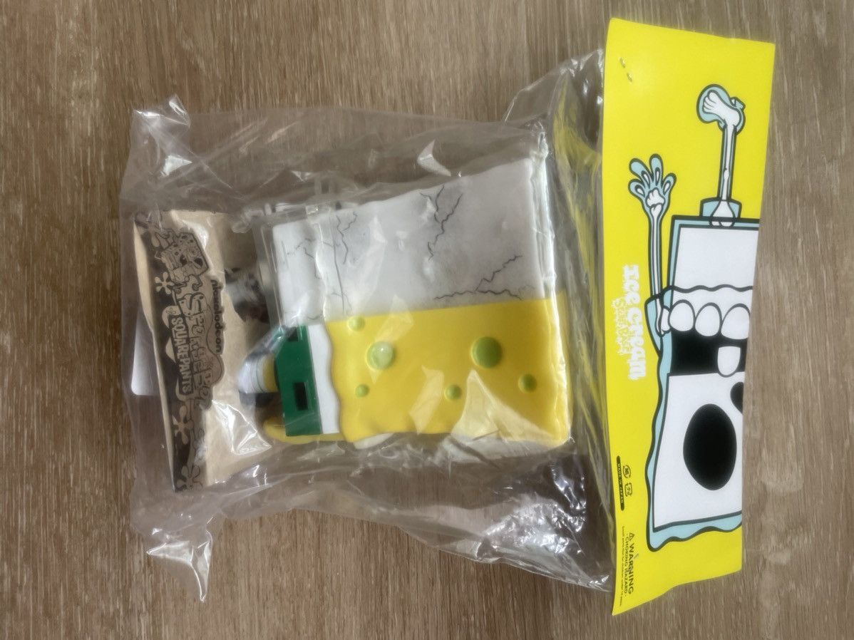 Icecream ICE CREAM SPONGEBOB SECRET BASE X-RAY TOY - YELLOW / O/S Size ONE SIZE - 8 Thumbnail