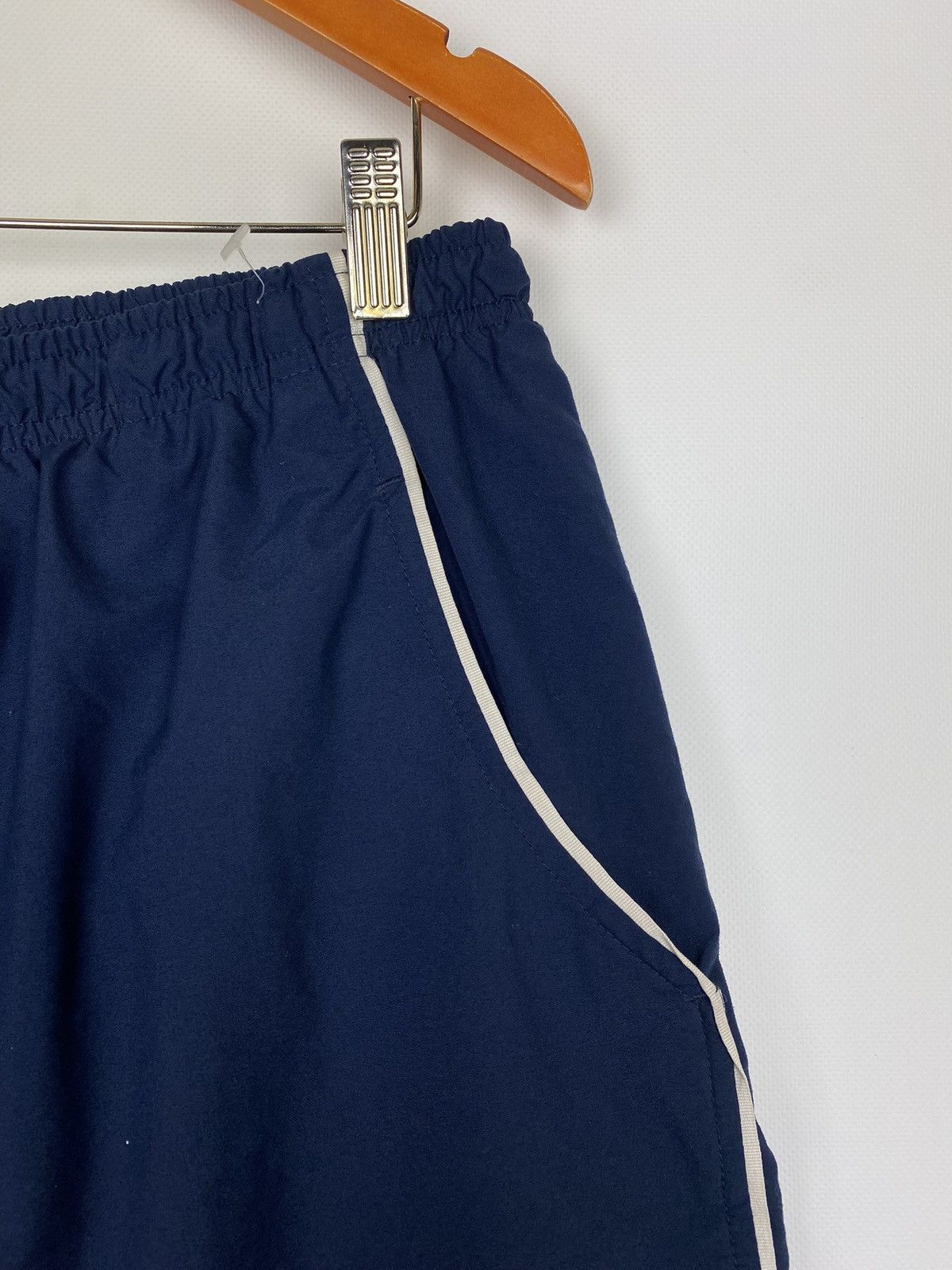 Nike VTG Y2K Nike men’s shorts size L navy Size US 34 / EU 50 - 5 Thumbnail